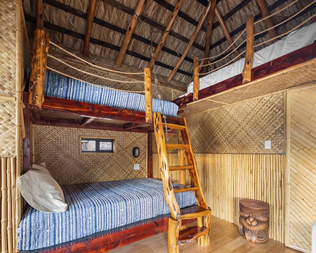 1450 Los Escondidos St, Marble Falls, TX 78654