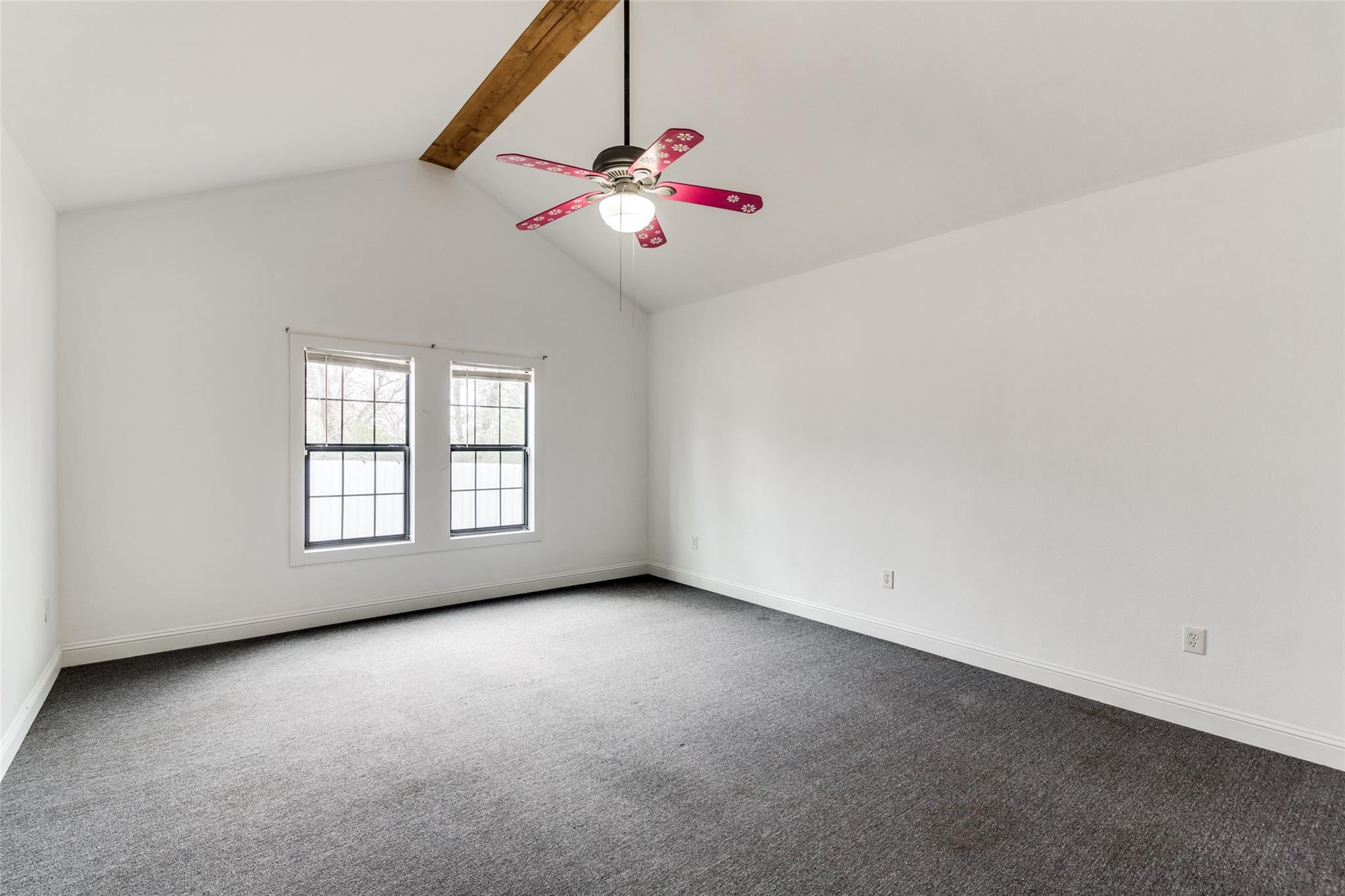 1415 E Highway 90, Luling, TX 78648
