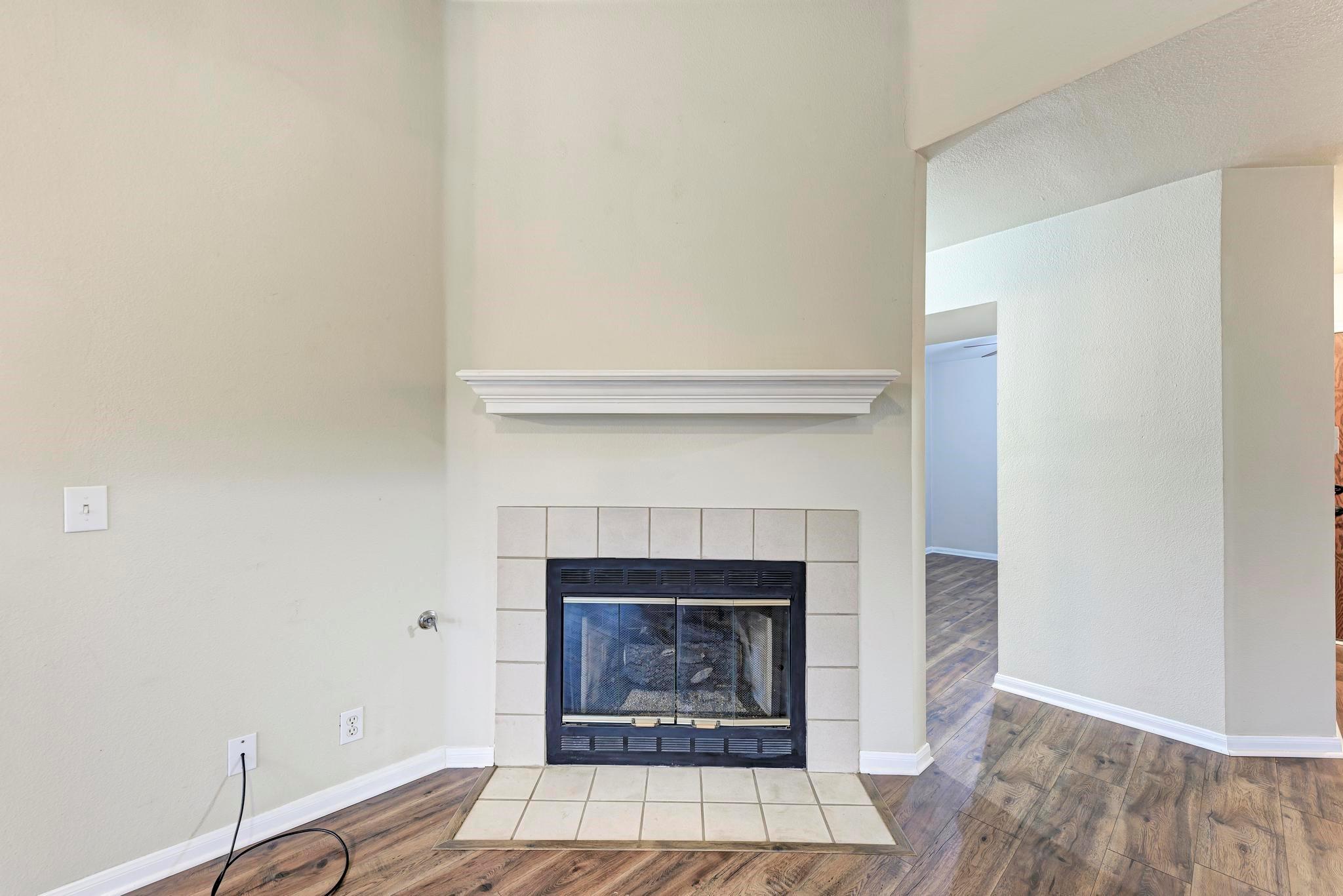 107 Mockingbird Cv, Hutto, TX 78634