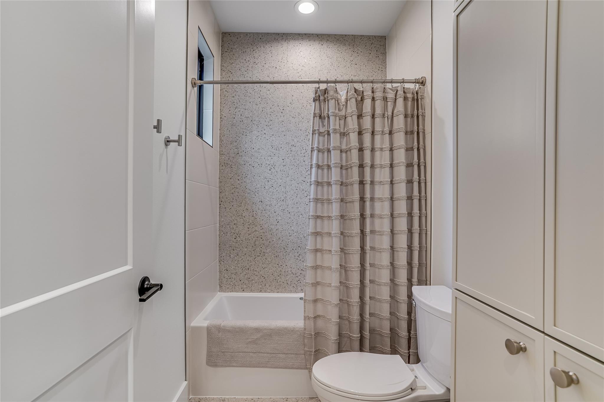 191 Flat Creek Trl, Wimberley, TX 78676