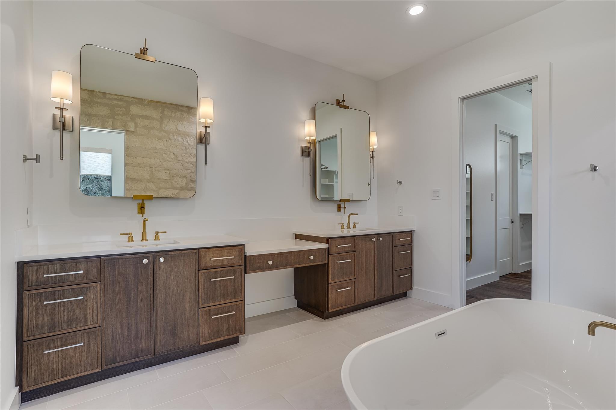 191 Flat Creek Trl, Wimberley, TX 78676