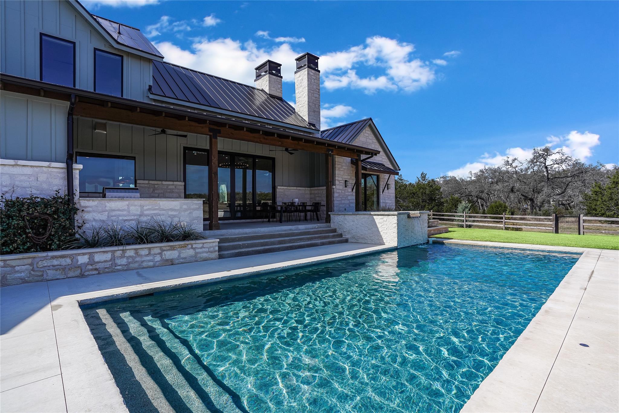 191 Flat Creek Trl, Wimberley, TX 78676