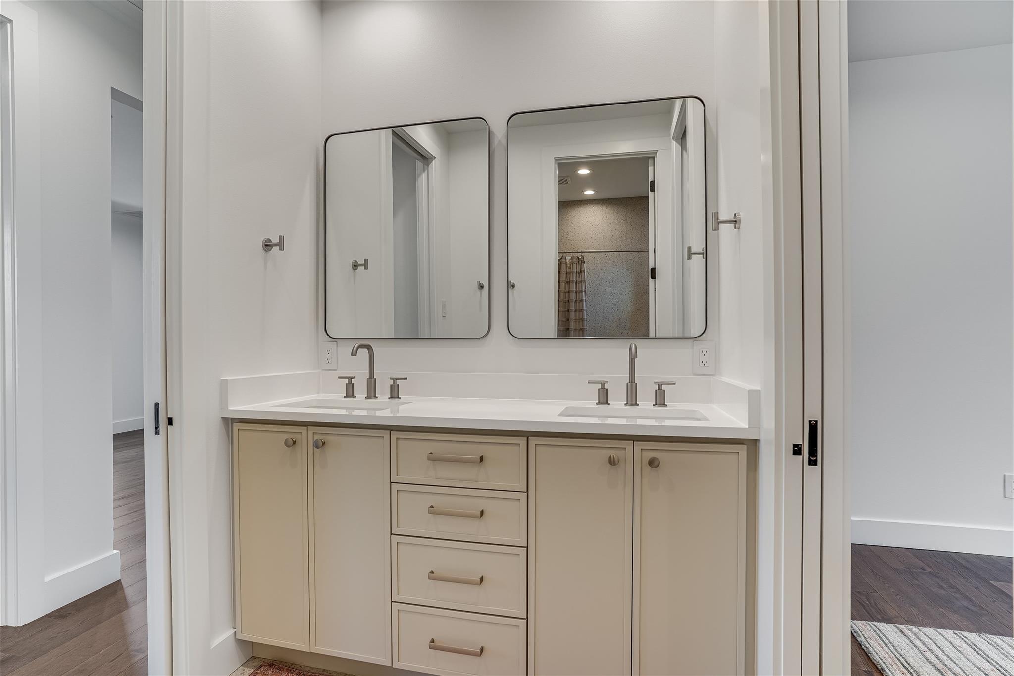 191 Flat Creek Trl, Wimberley, TX 78676