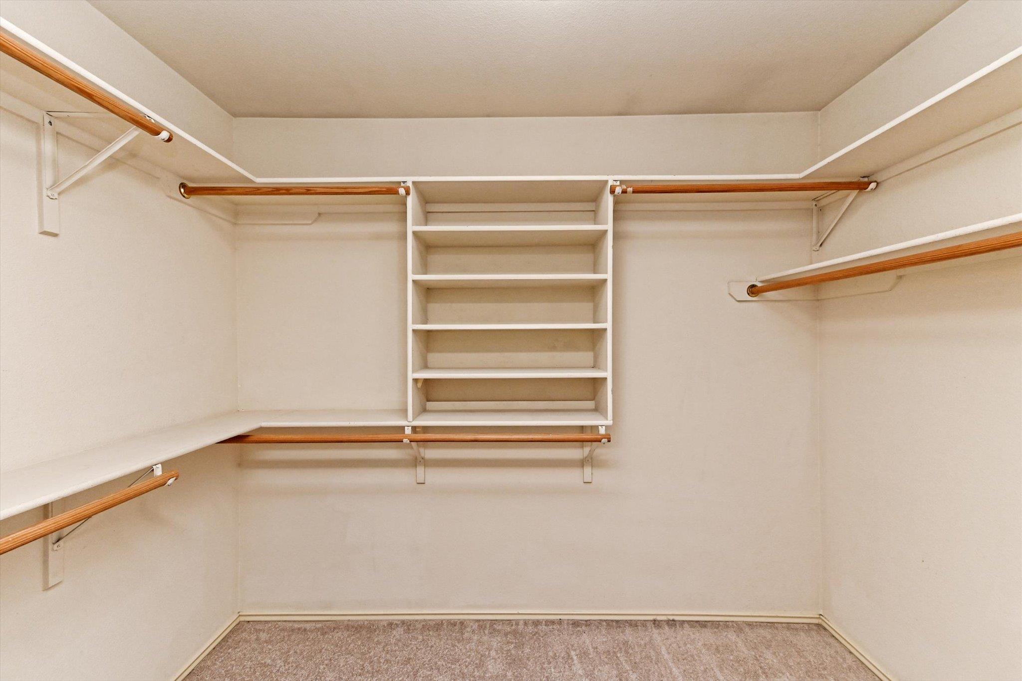 4437 Chickasaw Ct, Austin, TX 78749