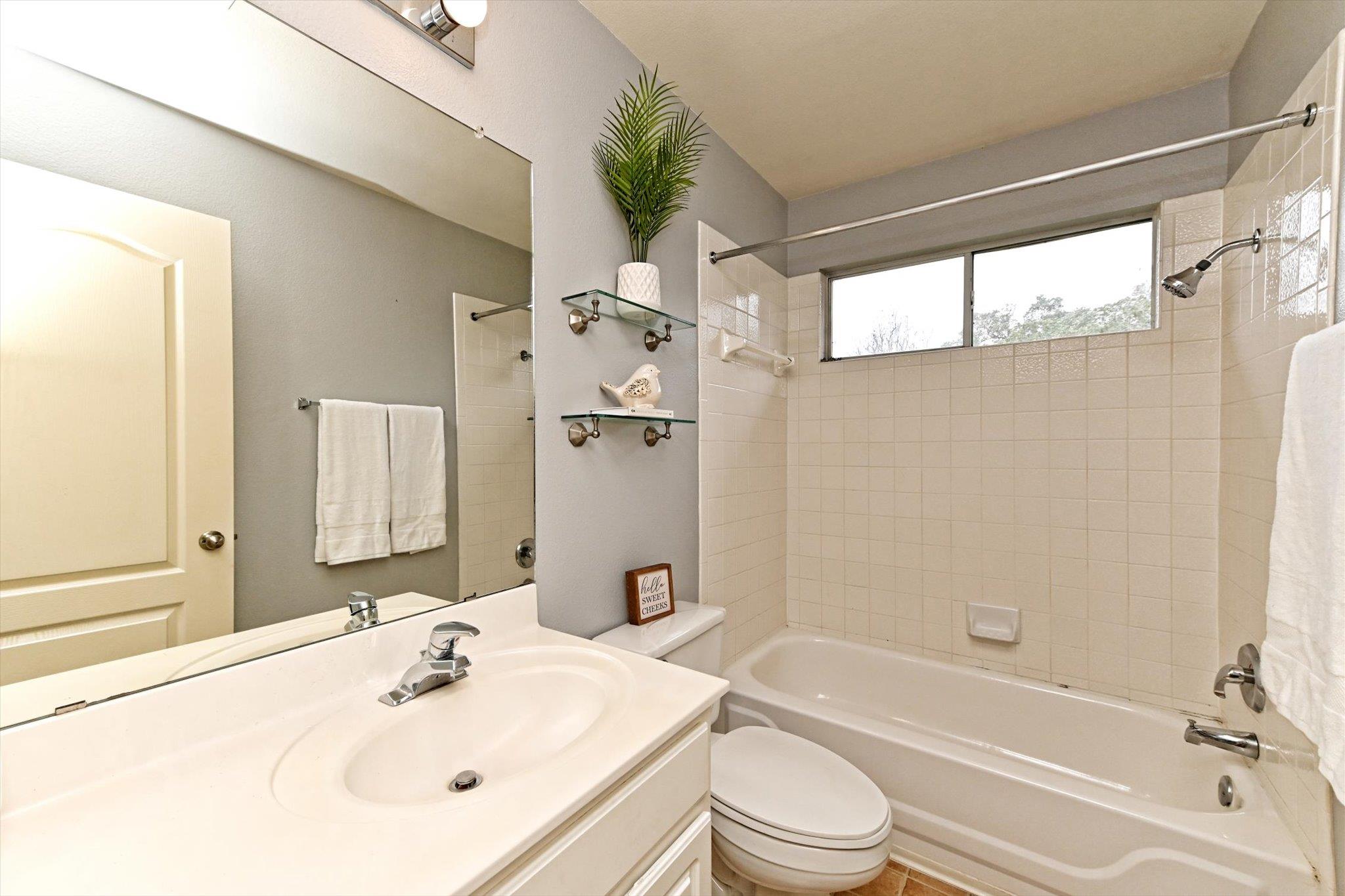 4437 Chickasaw Ct, Austin, TX 78749