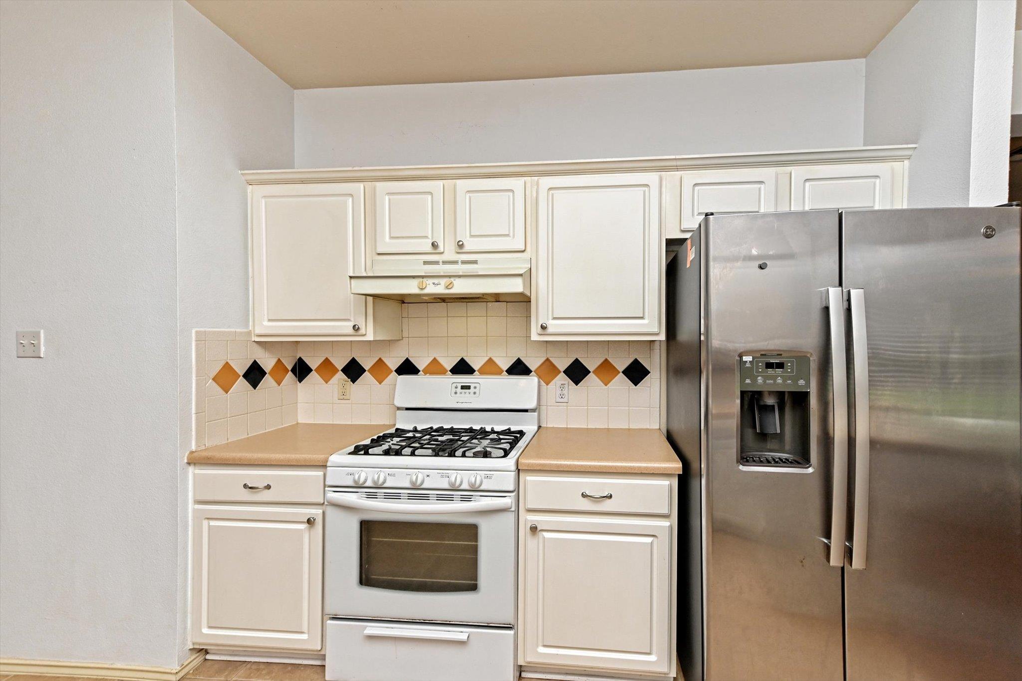 4437 Chickasaw Ct, Austin, TX 78749