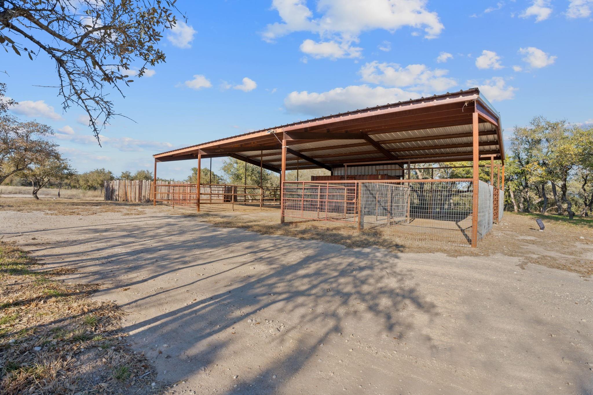 395 Sendero, Round Mountain, TX 78663