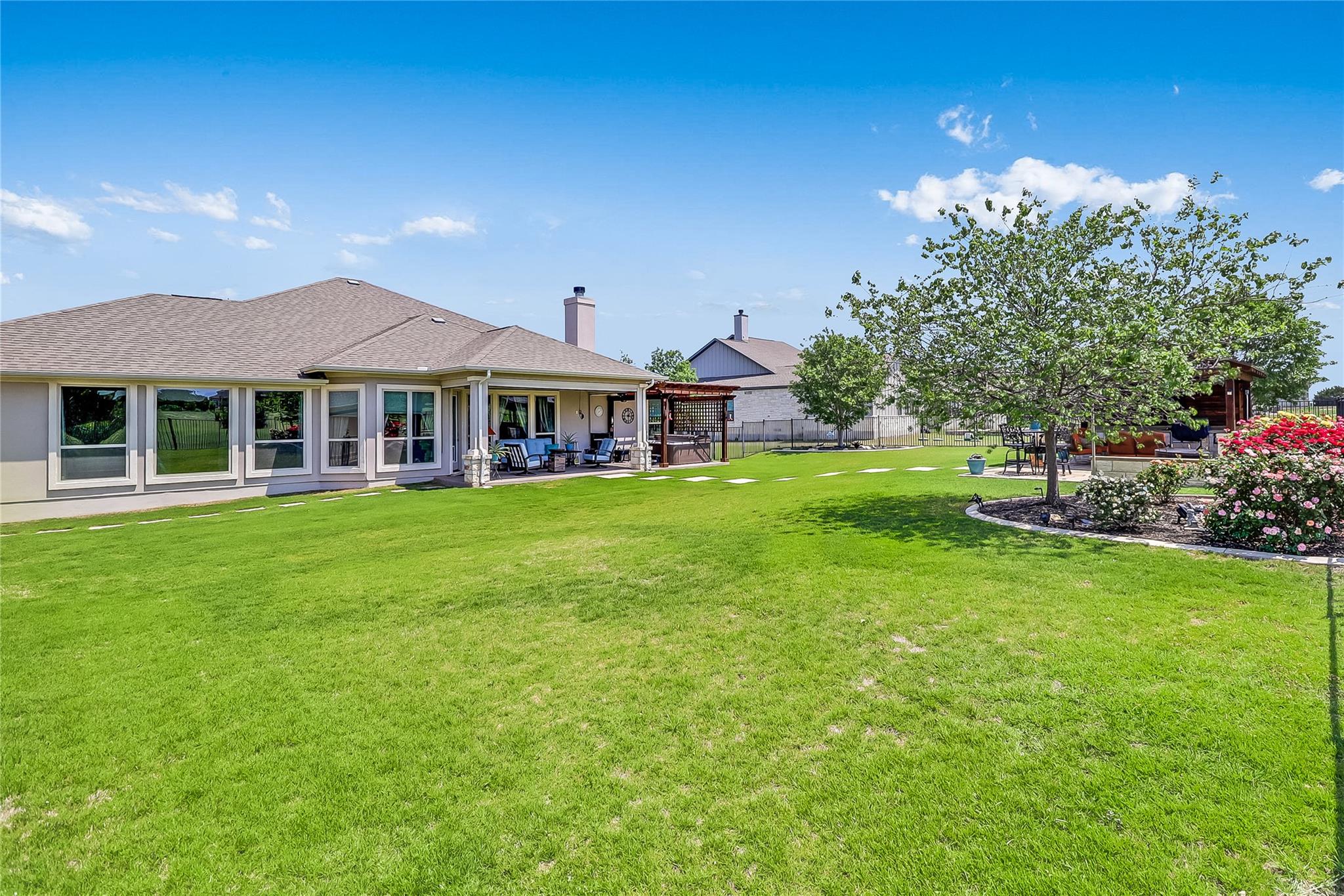 469 Bold Sundown, Liberty Hill, TX 78642