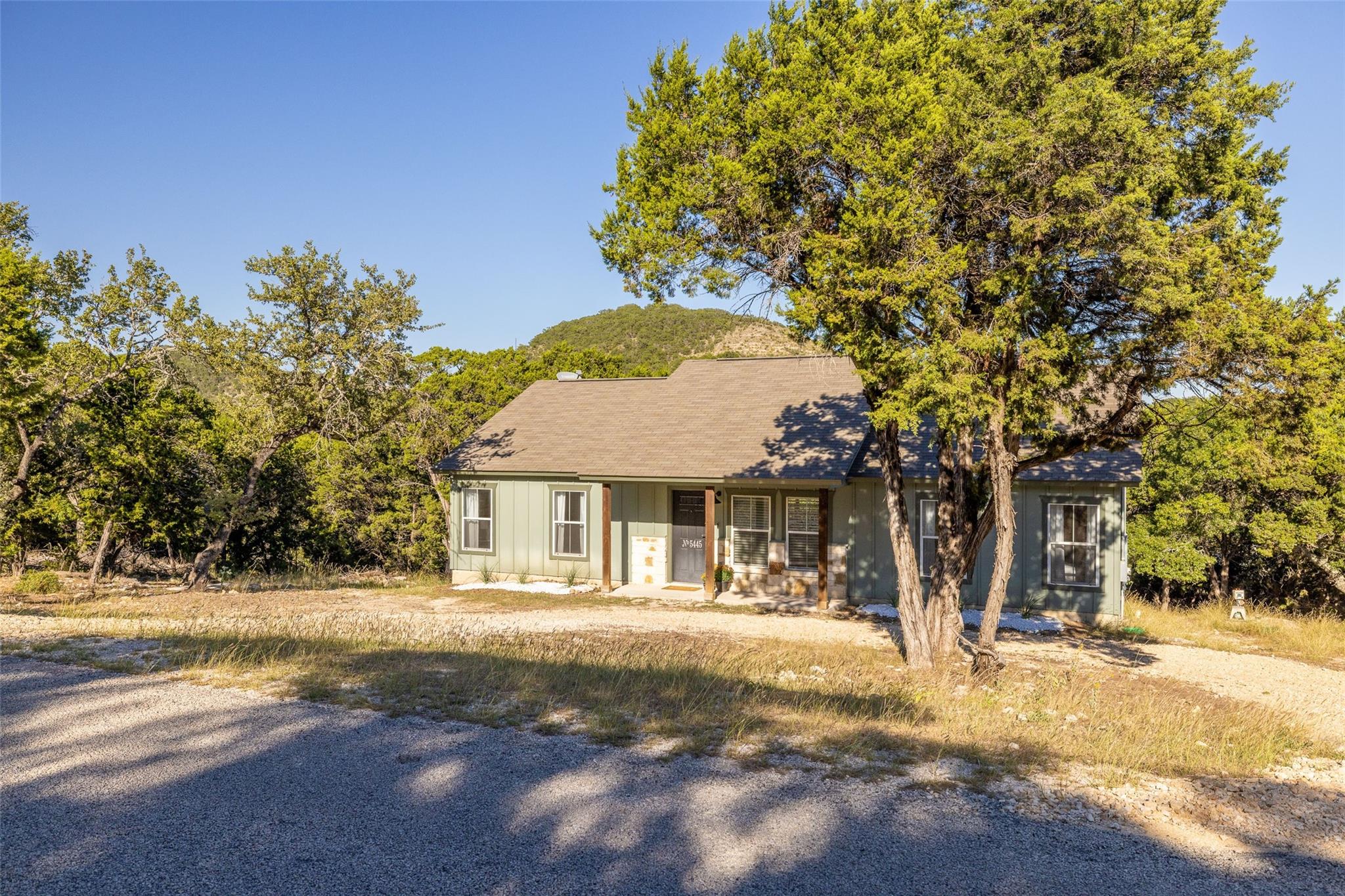 5445 Chimney Rock, Canyon Lake, TX 78133
