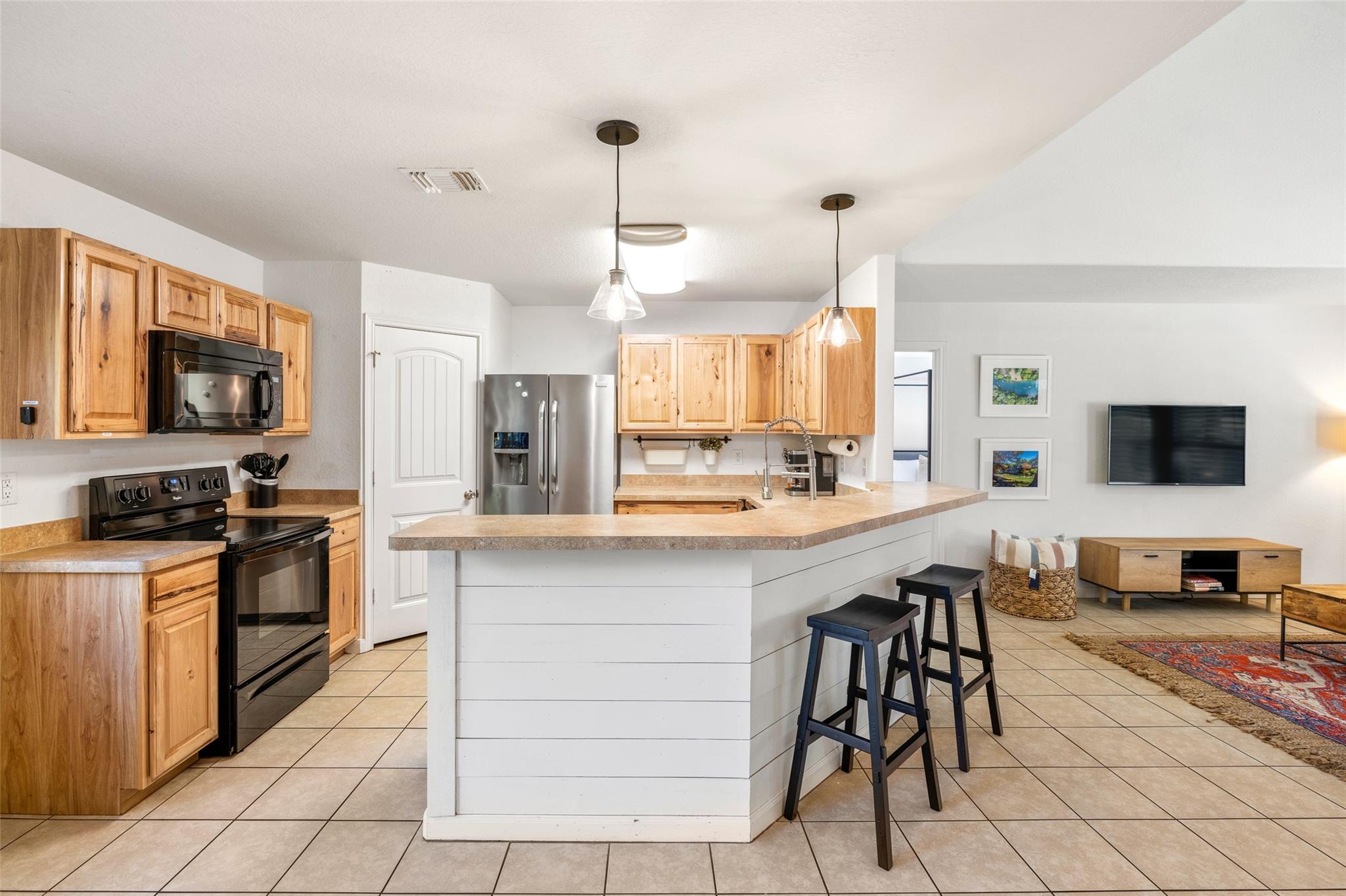 5445 Chimney Rock, Canyon Lake, TX 78133