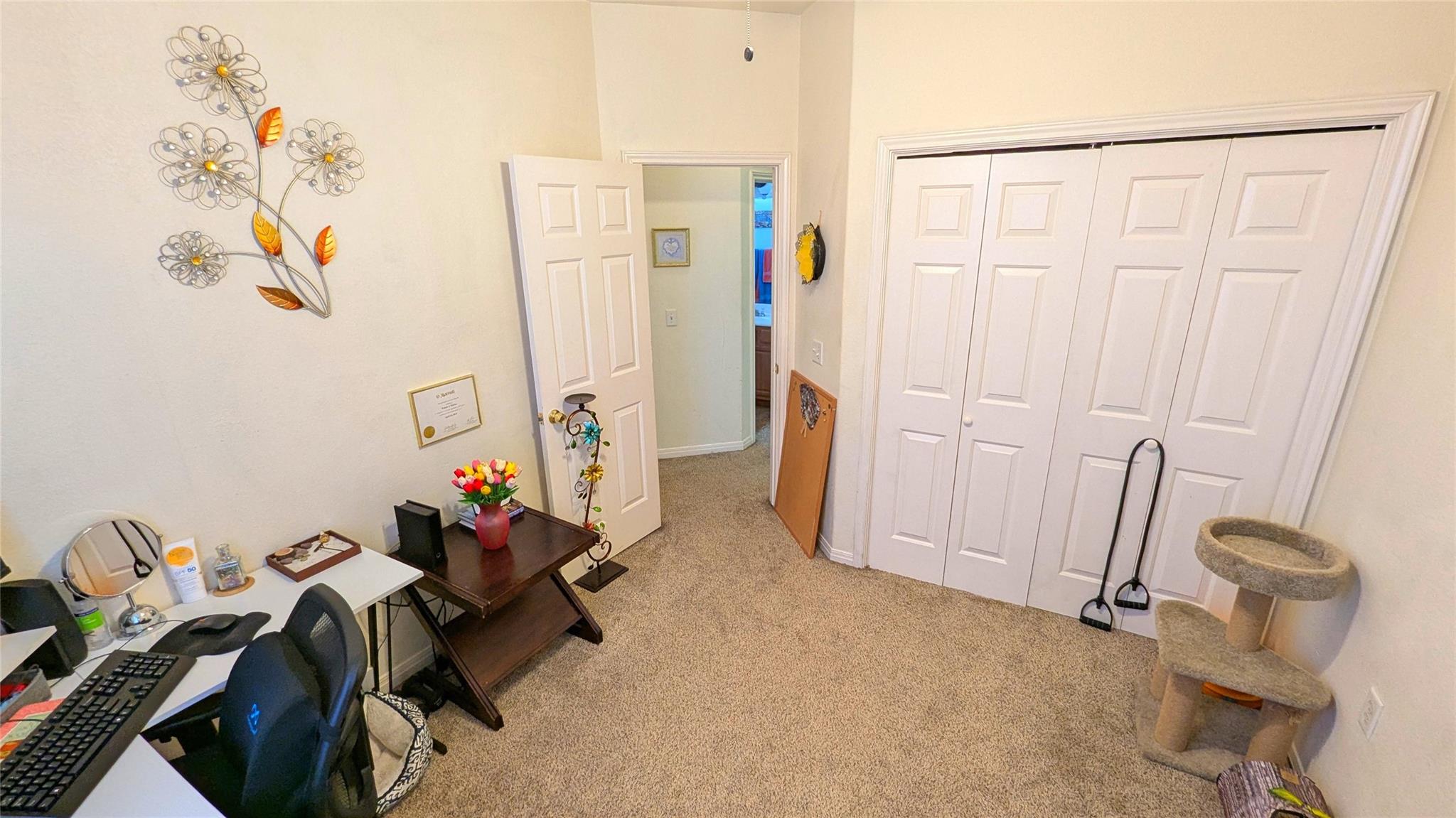 7517 Lazy Creek Dr, Austin, TX 78724