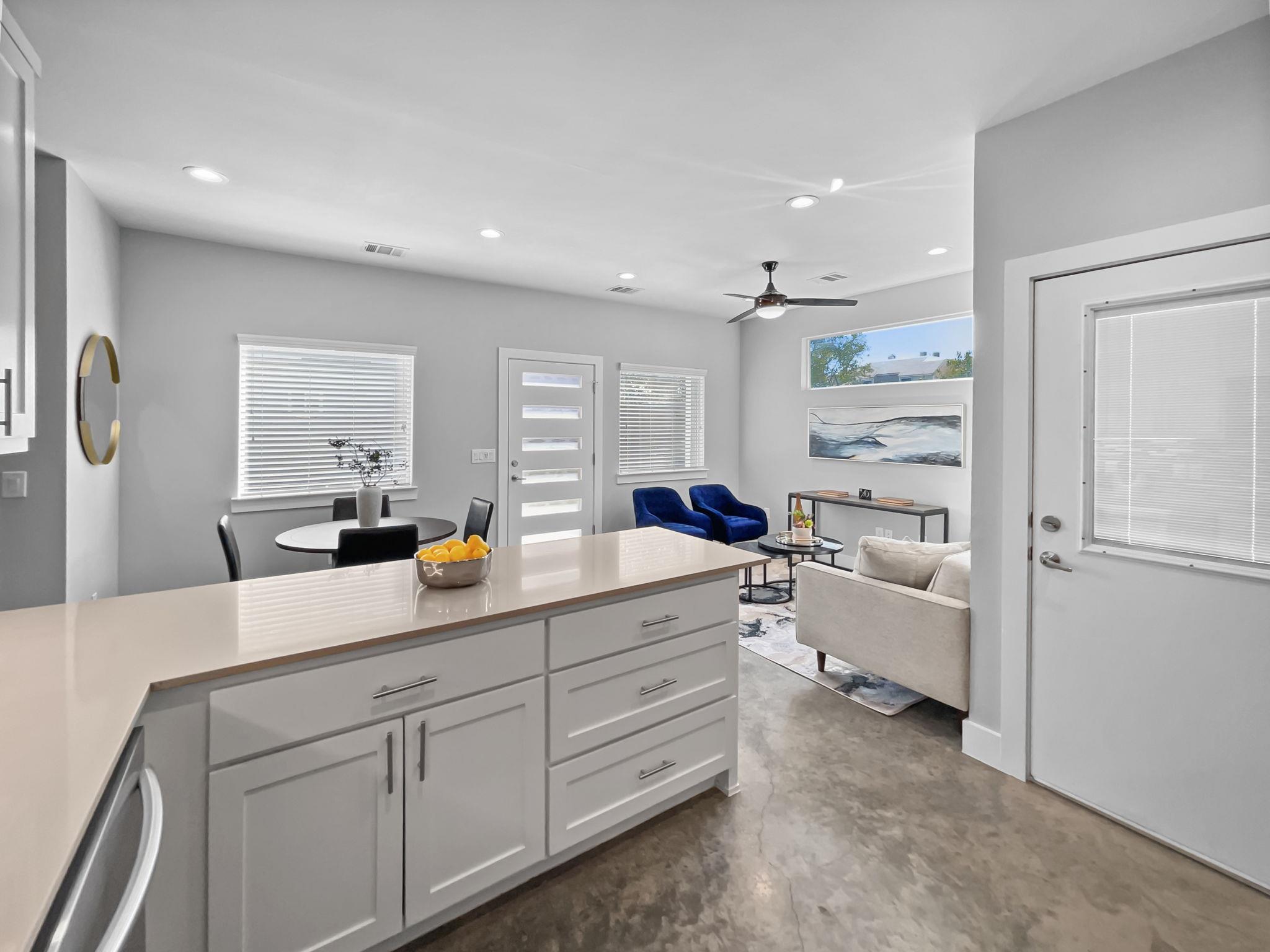 6902 Carver Ave # B, Austin, TX 78752