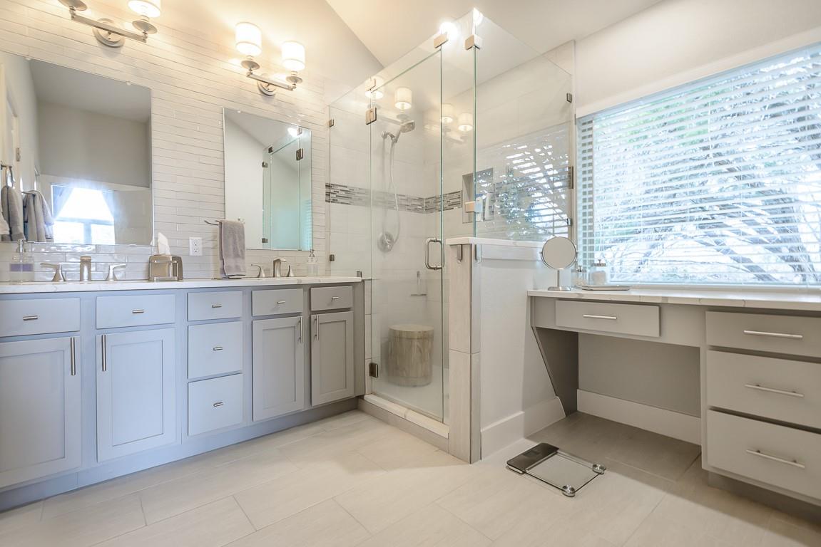 4001 Crockett Ave, Lago Vista, TX 78645