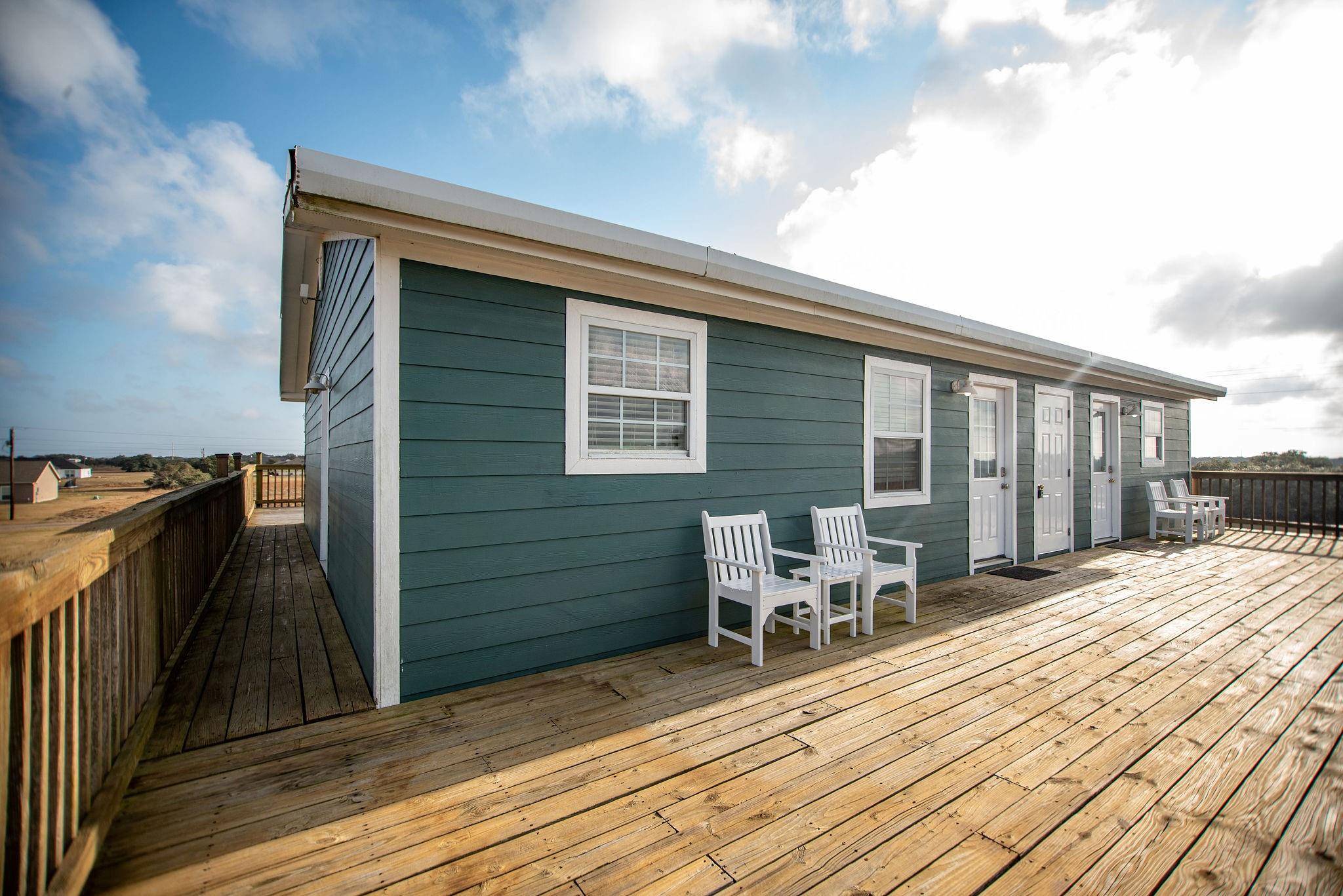 19 Dewberry Ln, Seadrift, TX 77983