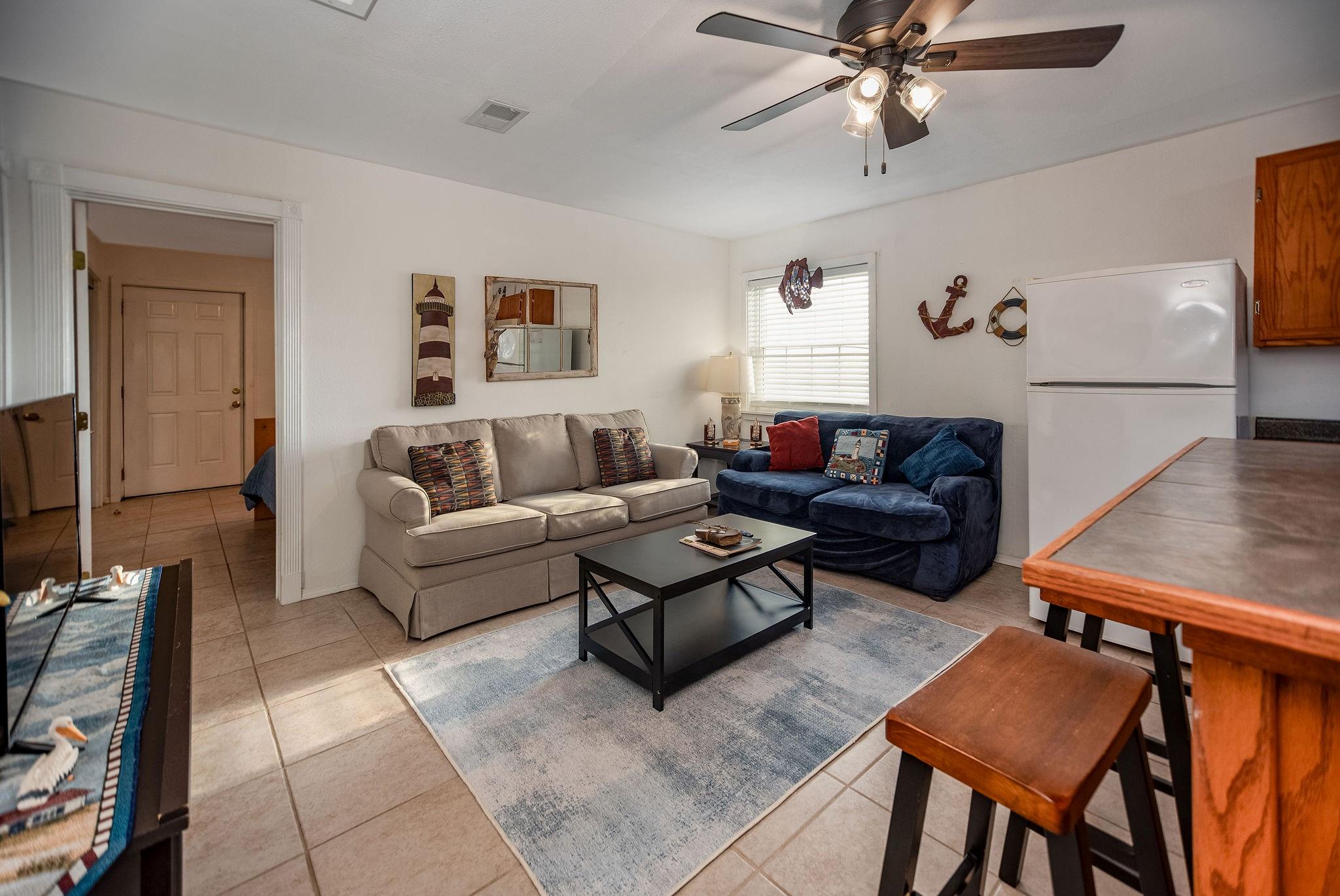 19 Dewberry Ln, Seadrift, TX 77983