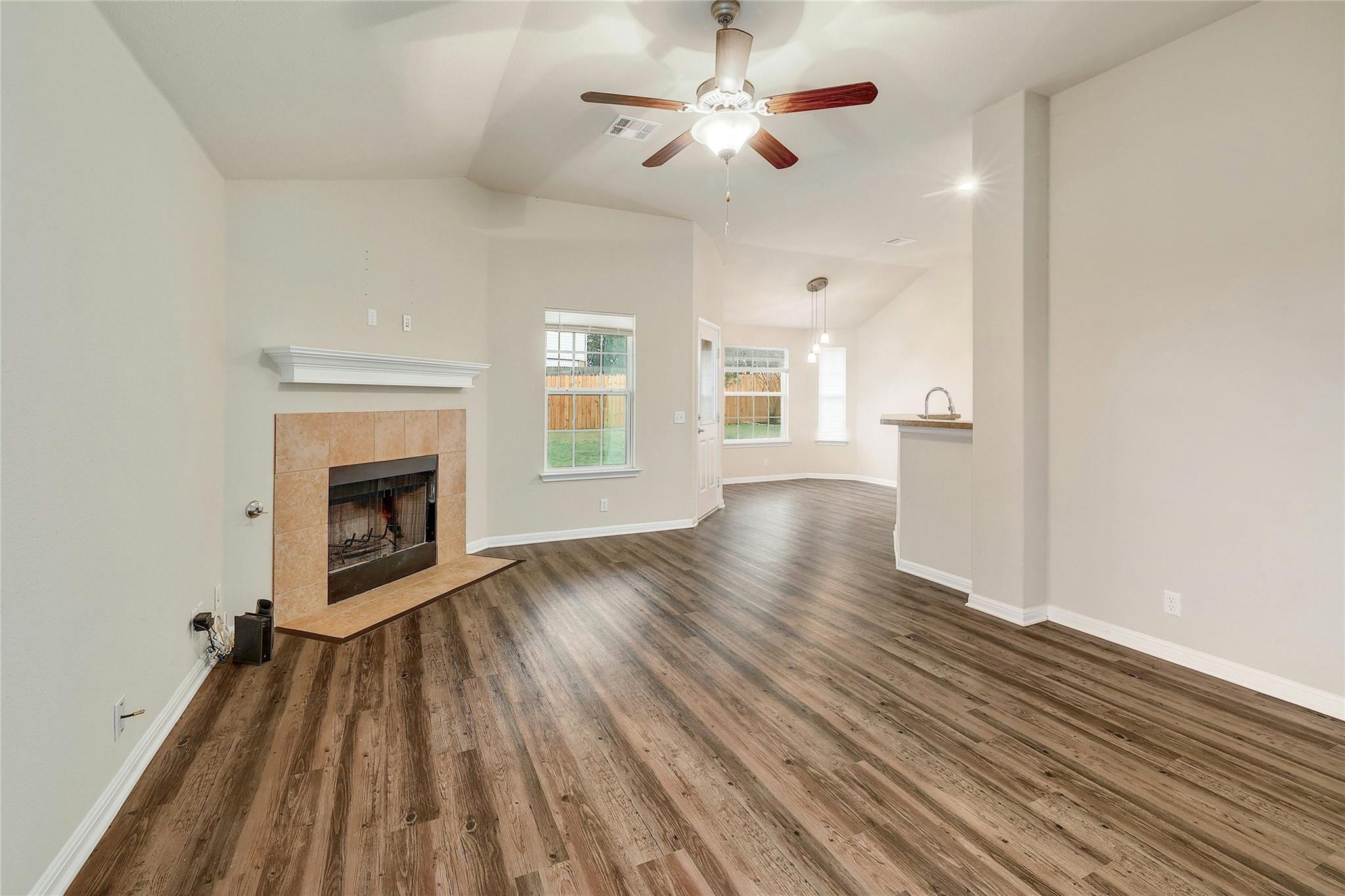 18825 Golden Eagle Way, Elgin, TX 78621