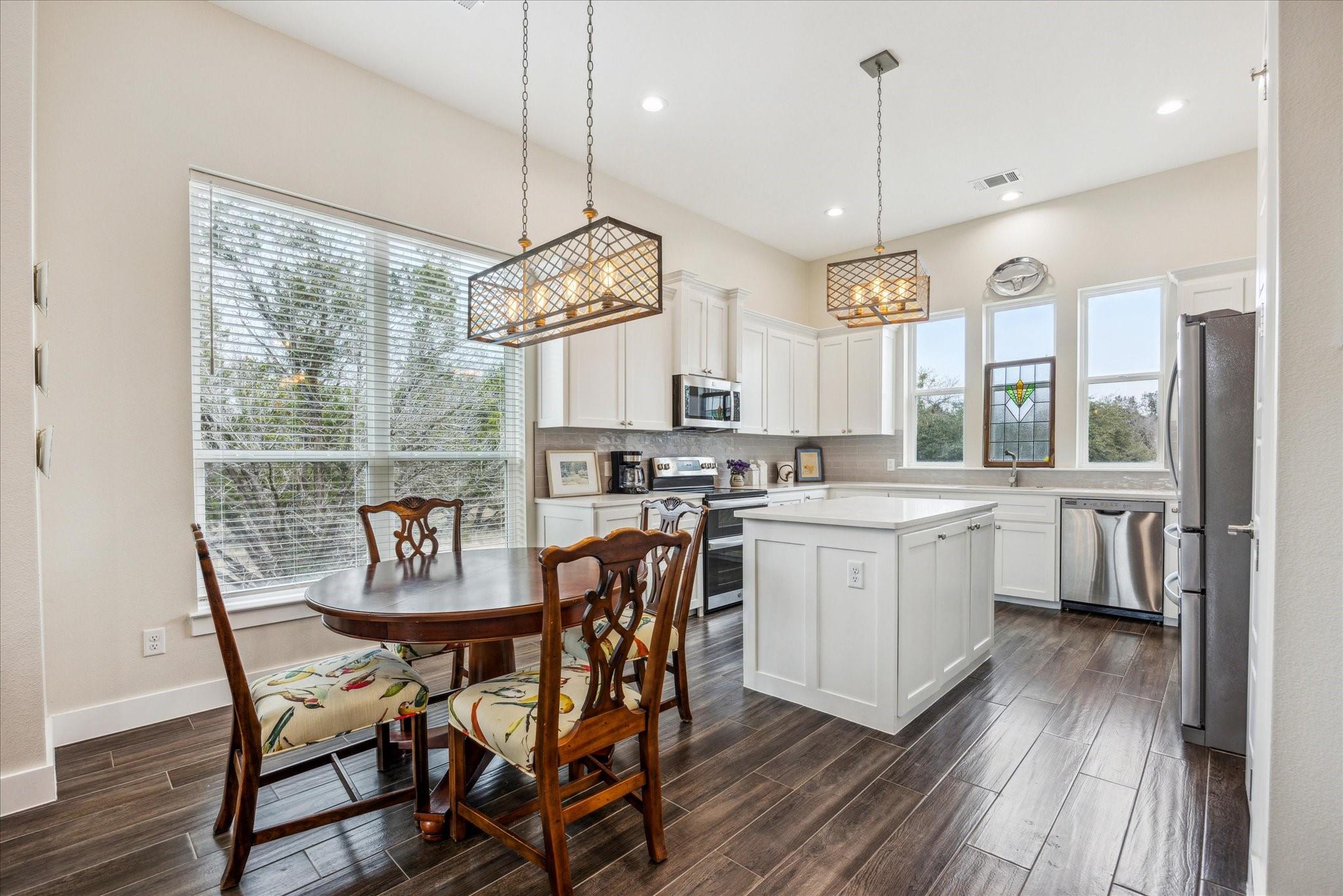 26 Quiet Meadow Cir, Wimberley, TX 78676