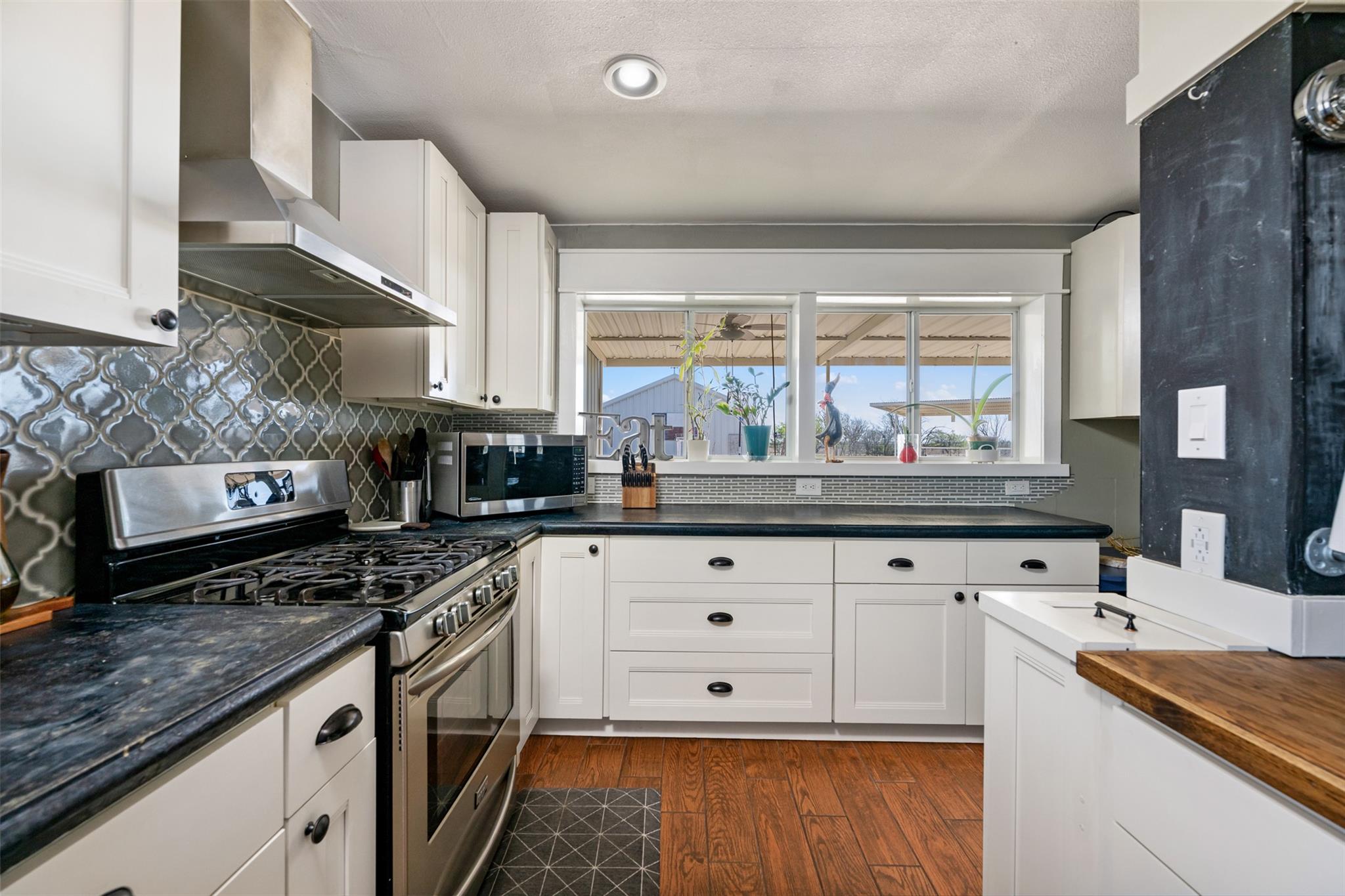 6501 County Road 239, Jarrell, TX 76537