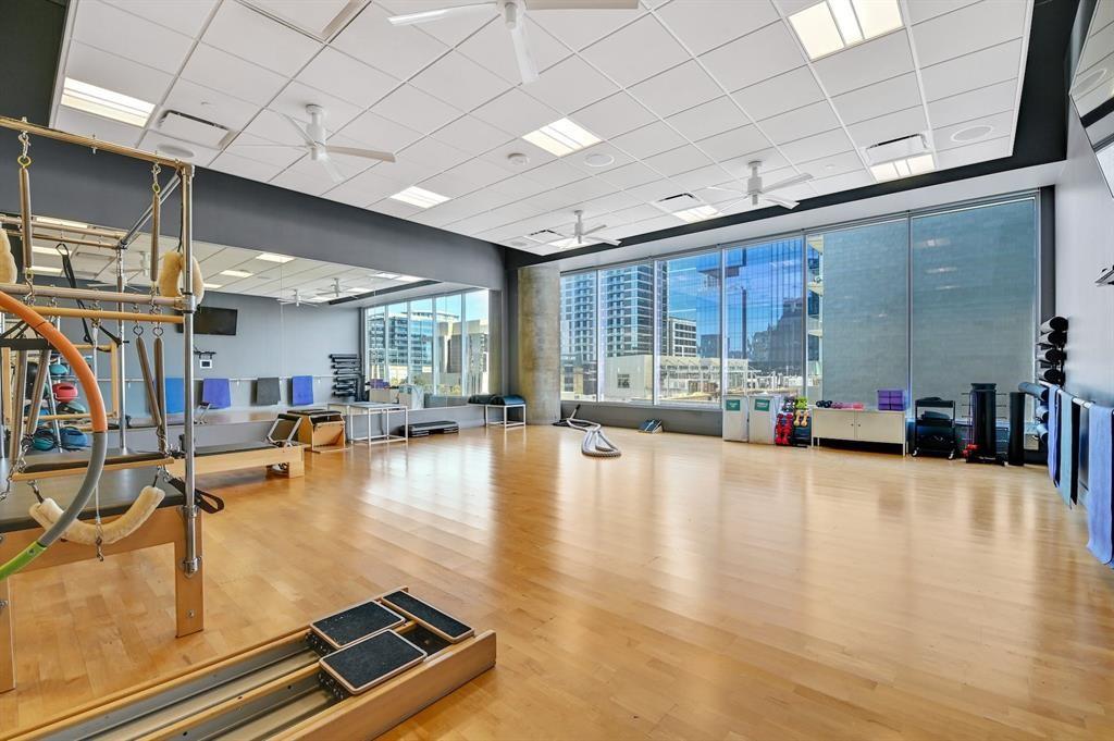 210 Lavaca St # 2608, Austin, TX 78701
