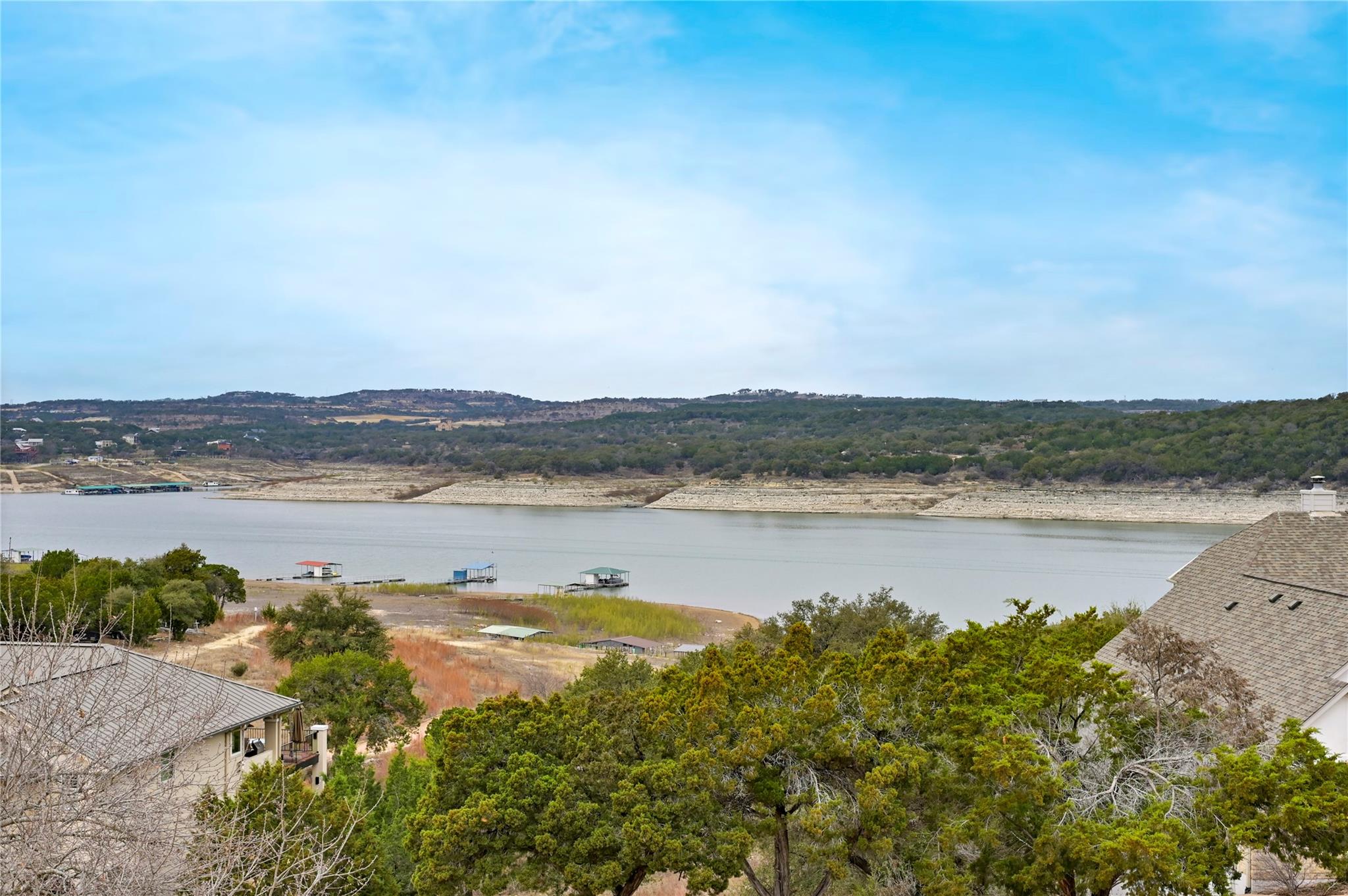 233 Lakefront Dr, Lago Vista, TX 78645