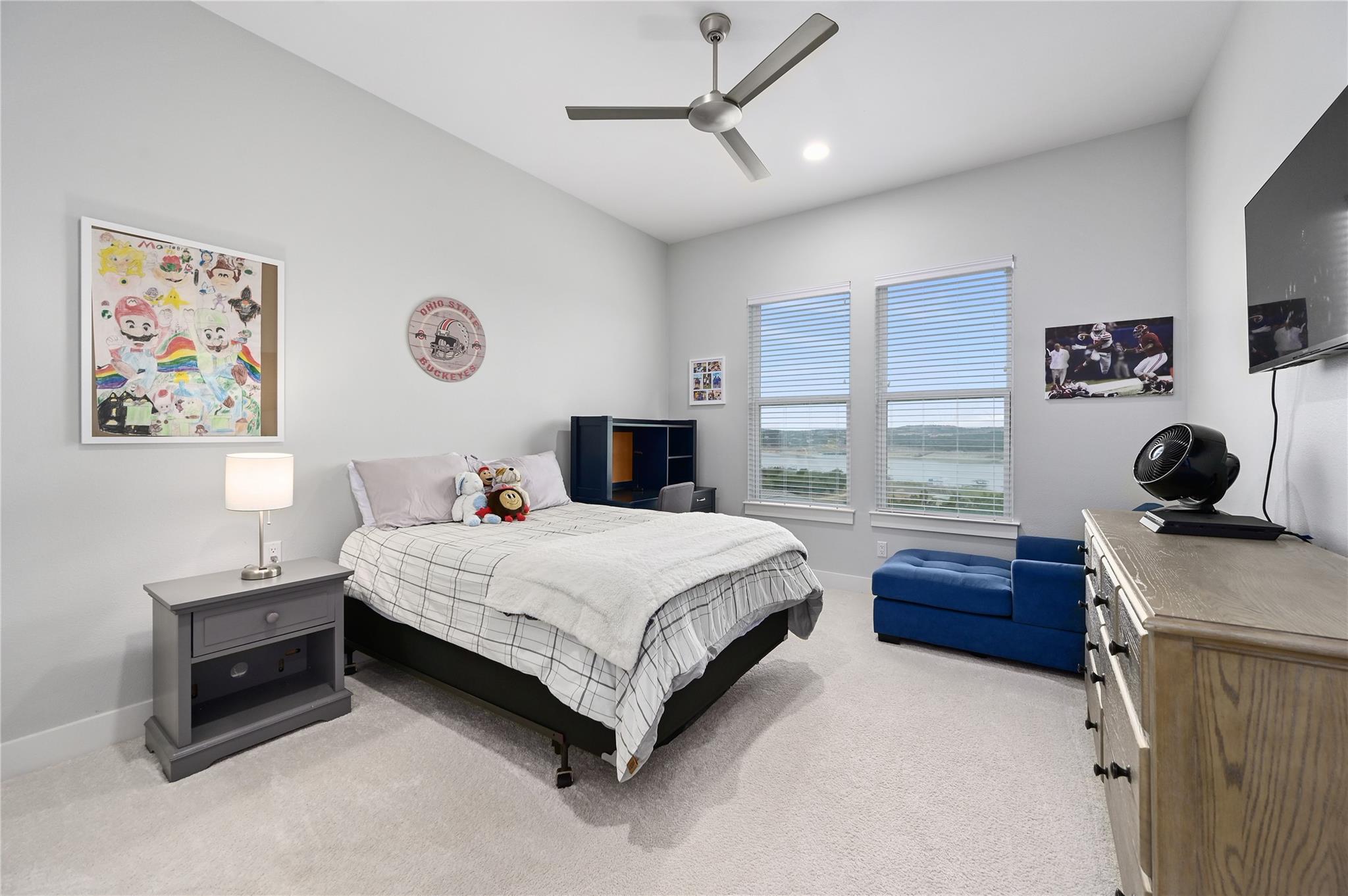 233 Lakefront Dr, Lago Vista, TX 78645