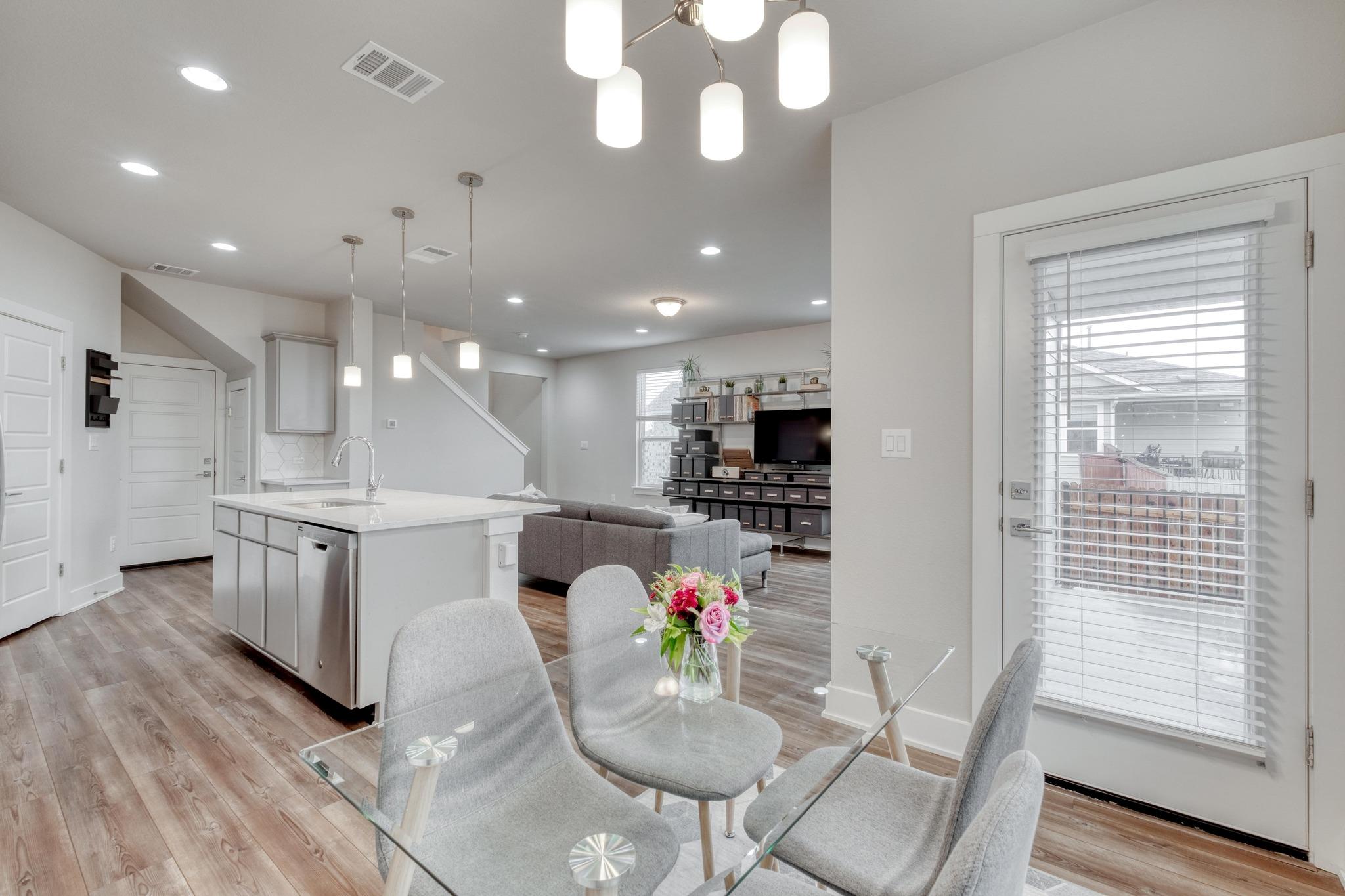 541 Peace Dr, Liberty Hill, TX 78642