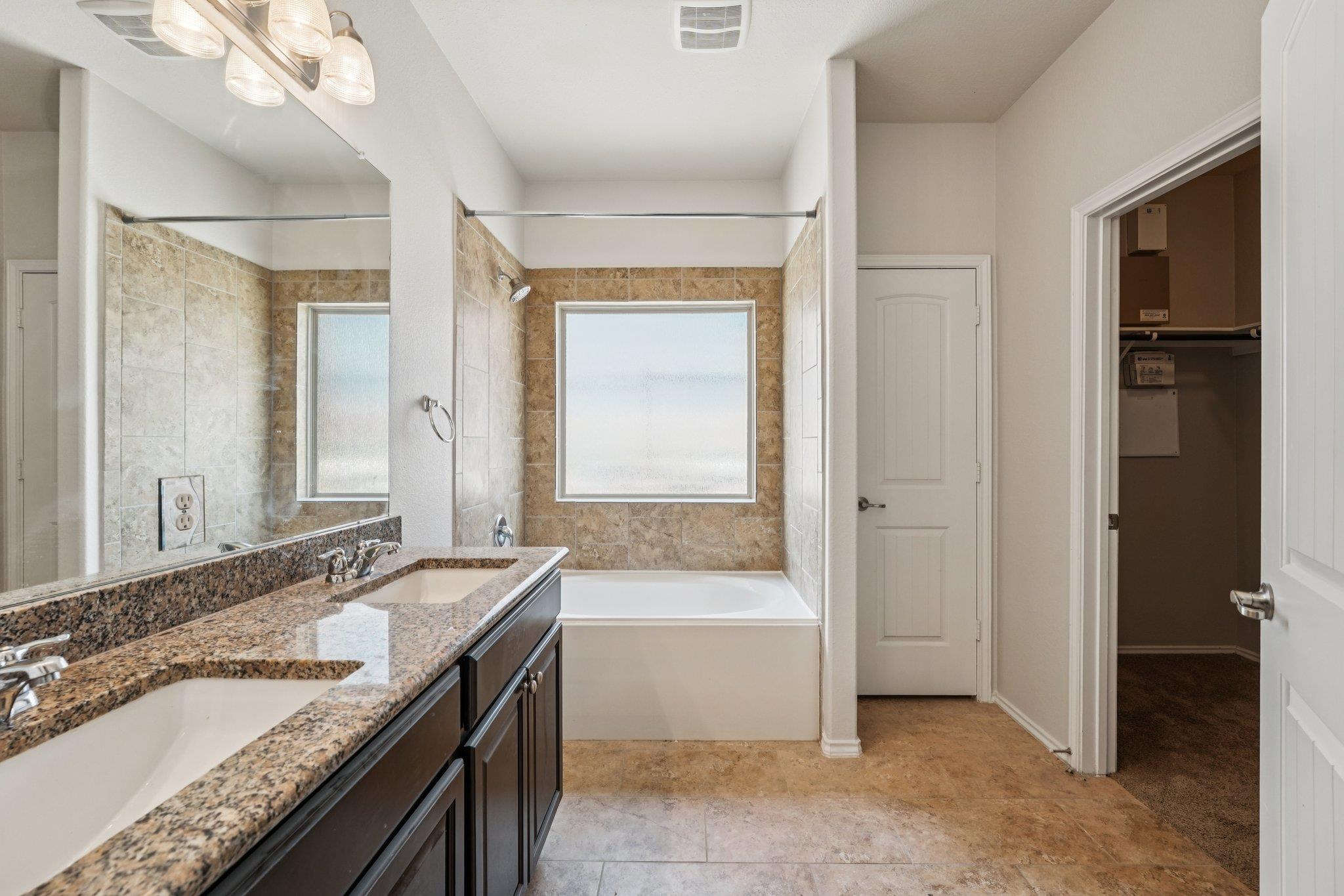 10017 Pinnacle Crest Loop, Austin, TX 78747