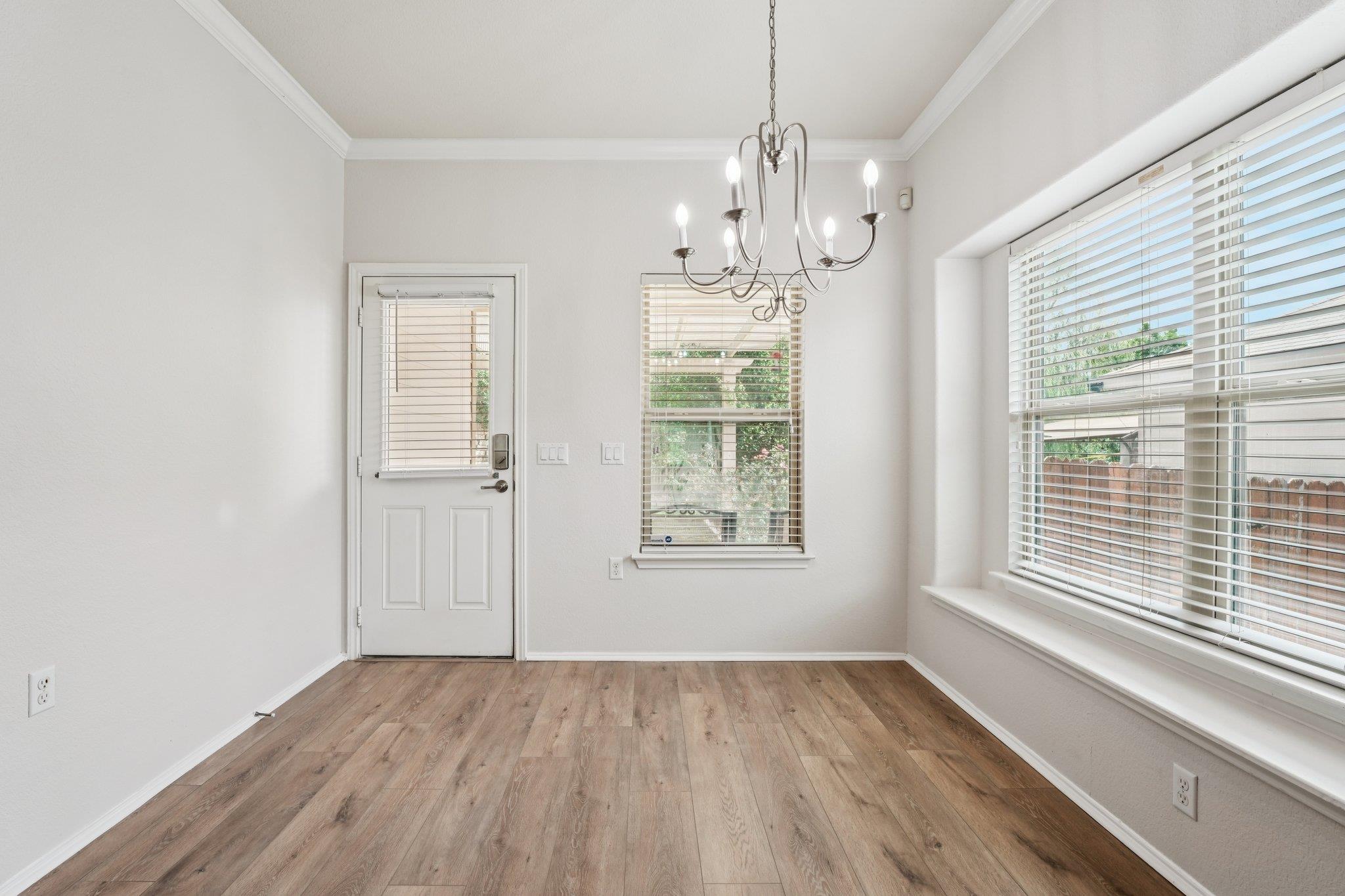 10017 Pinnacle Crest Loop, Austin, TX 78747