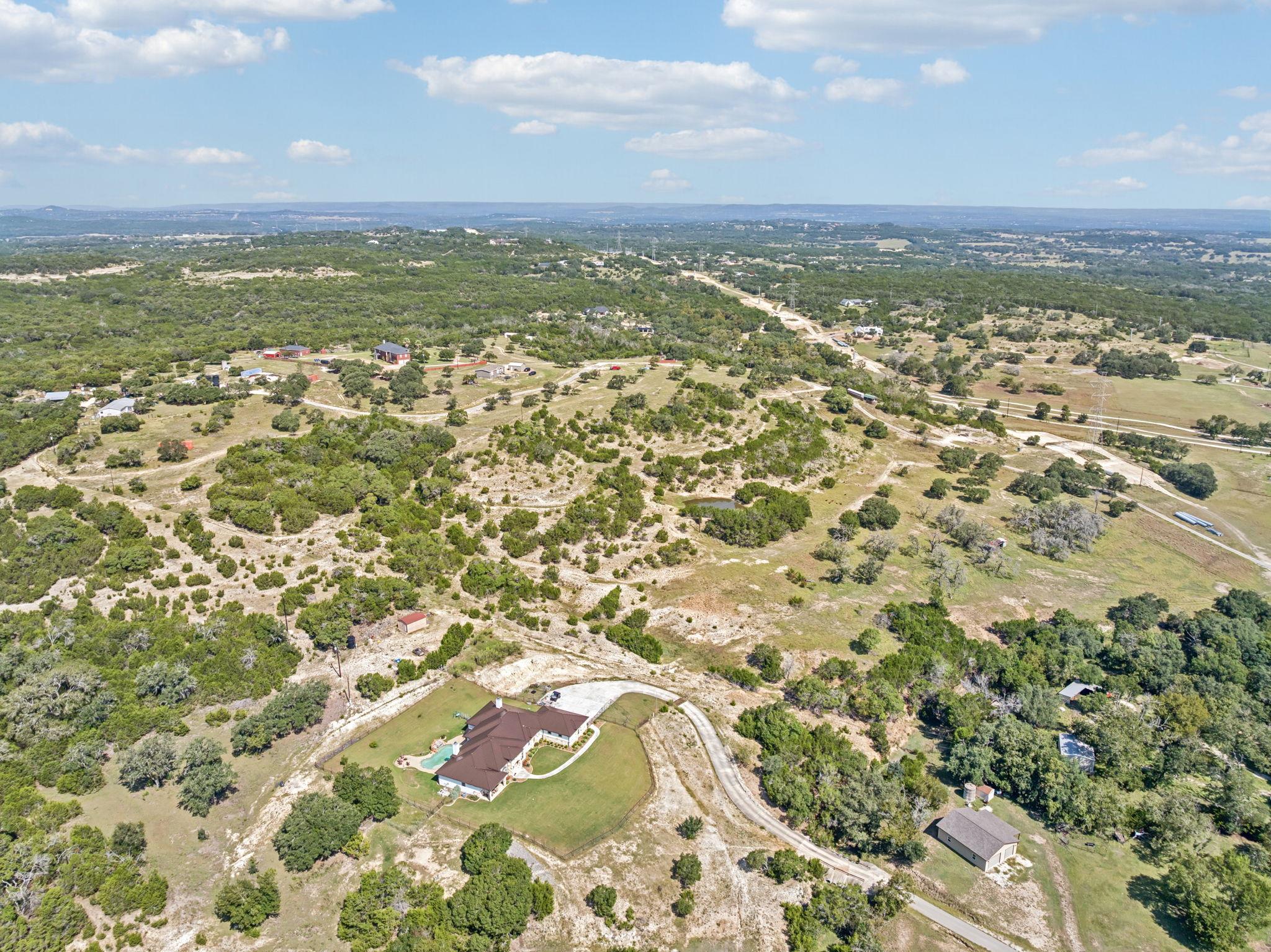 105 Lost Valley Rd, Boerne, TX 78006