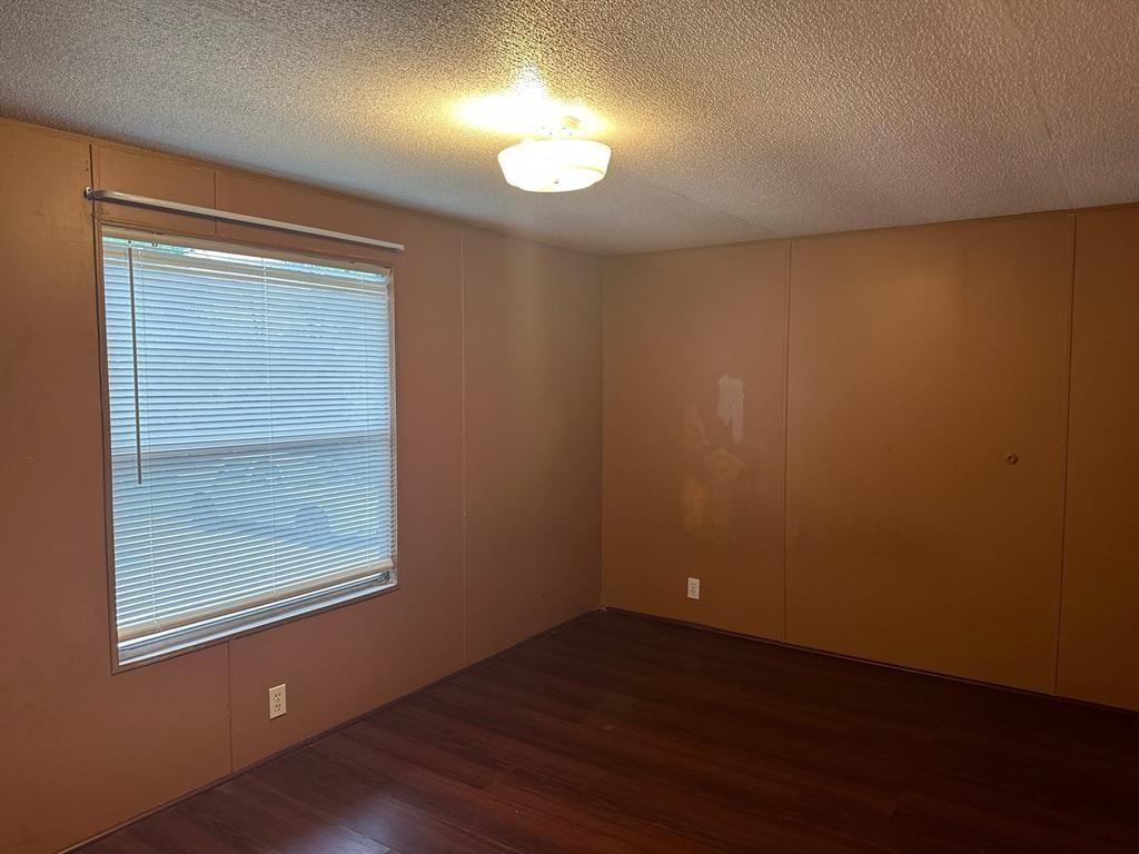 1719 Watterson. Rd, Red Rock, TX 78662
