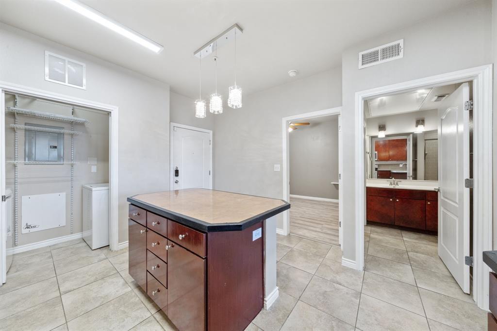 2505 San Gabriel St # 612, Austin, TX 78705