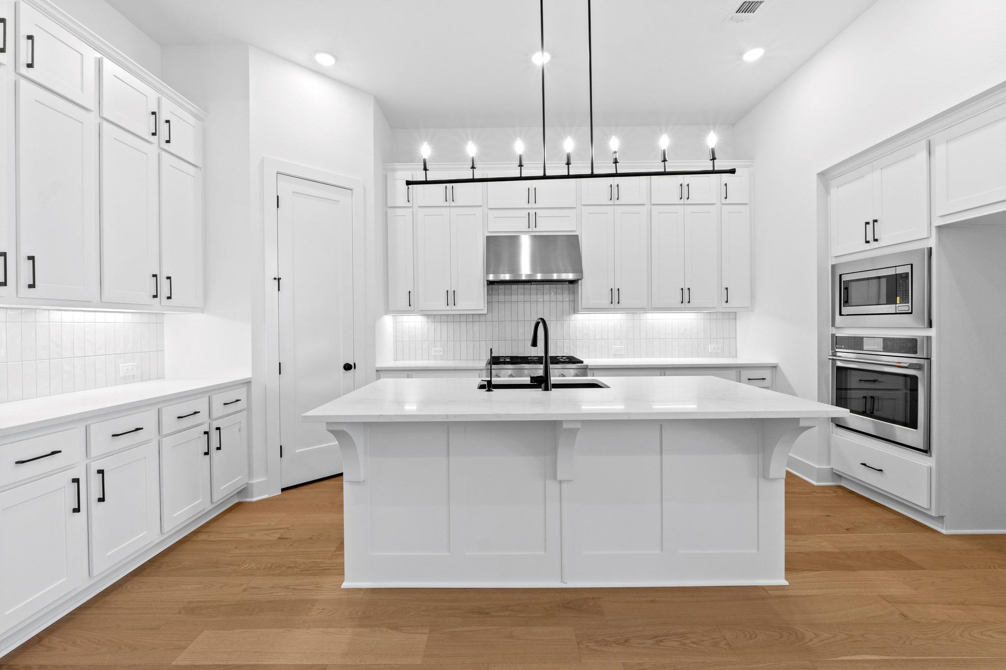 3209 Moon Ridge Rd, Georgetown, TX 78628