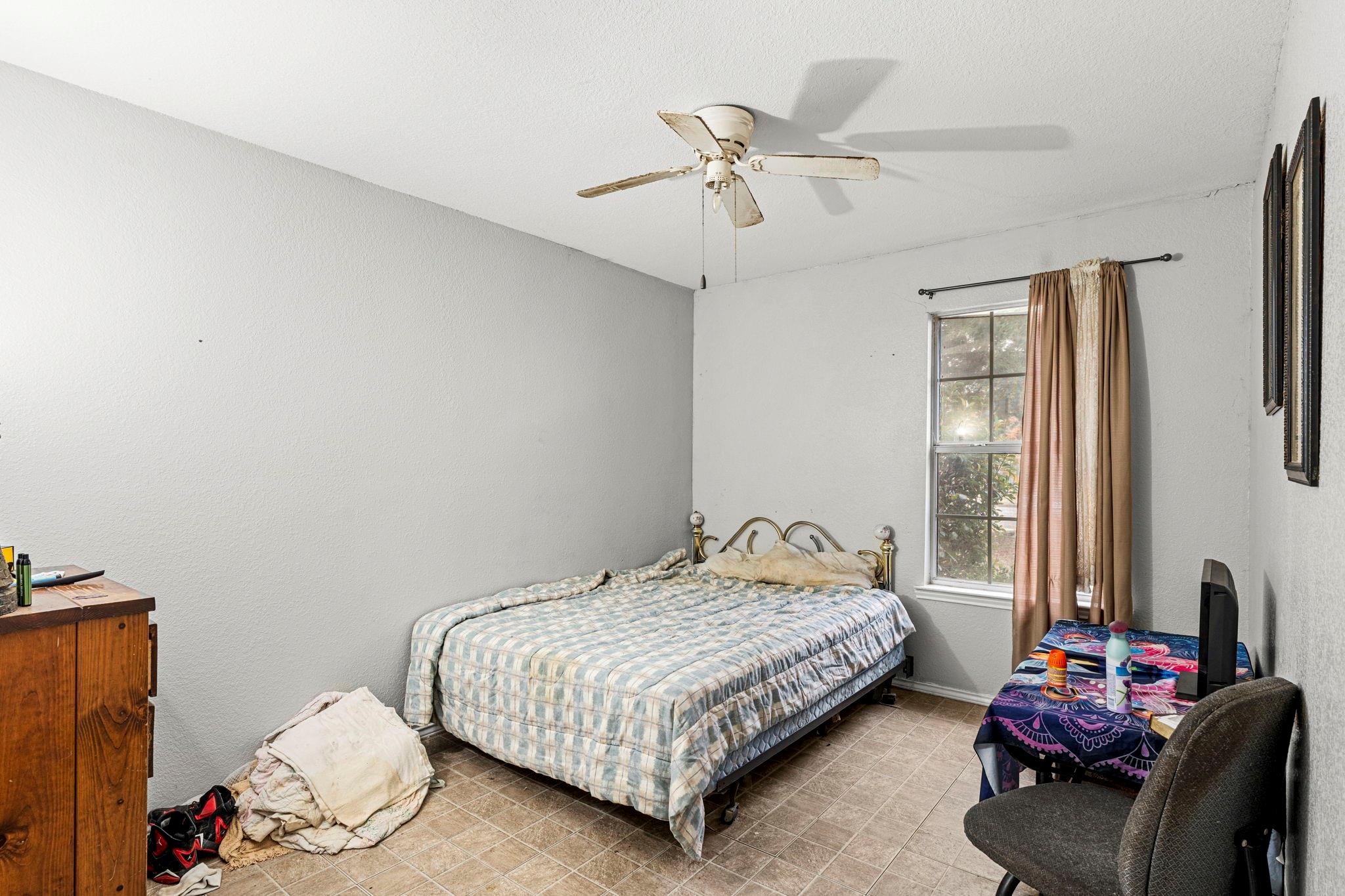 1006 Cottonbowl Dr, Taylor, TX 76574