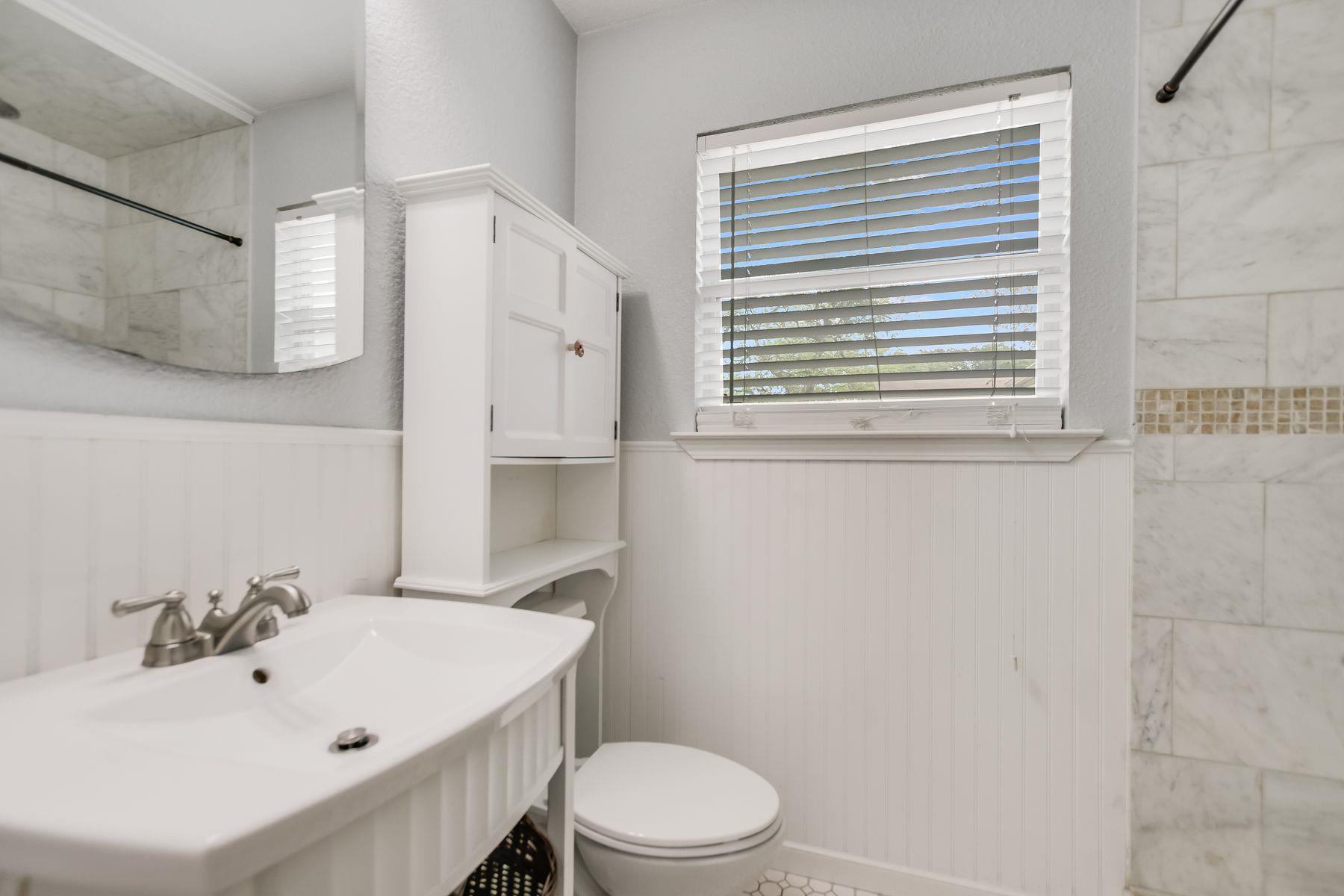 7605 Delafield Ln, Austin, TX 78752