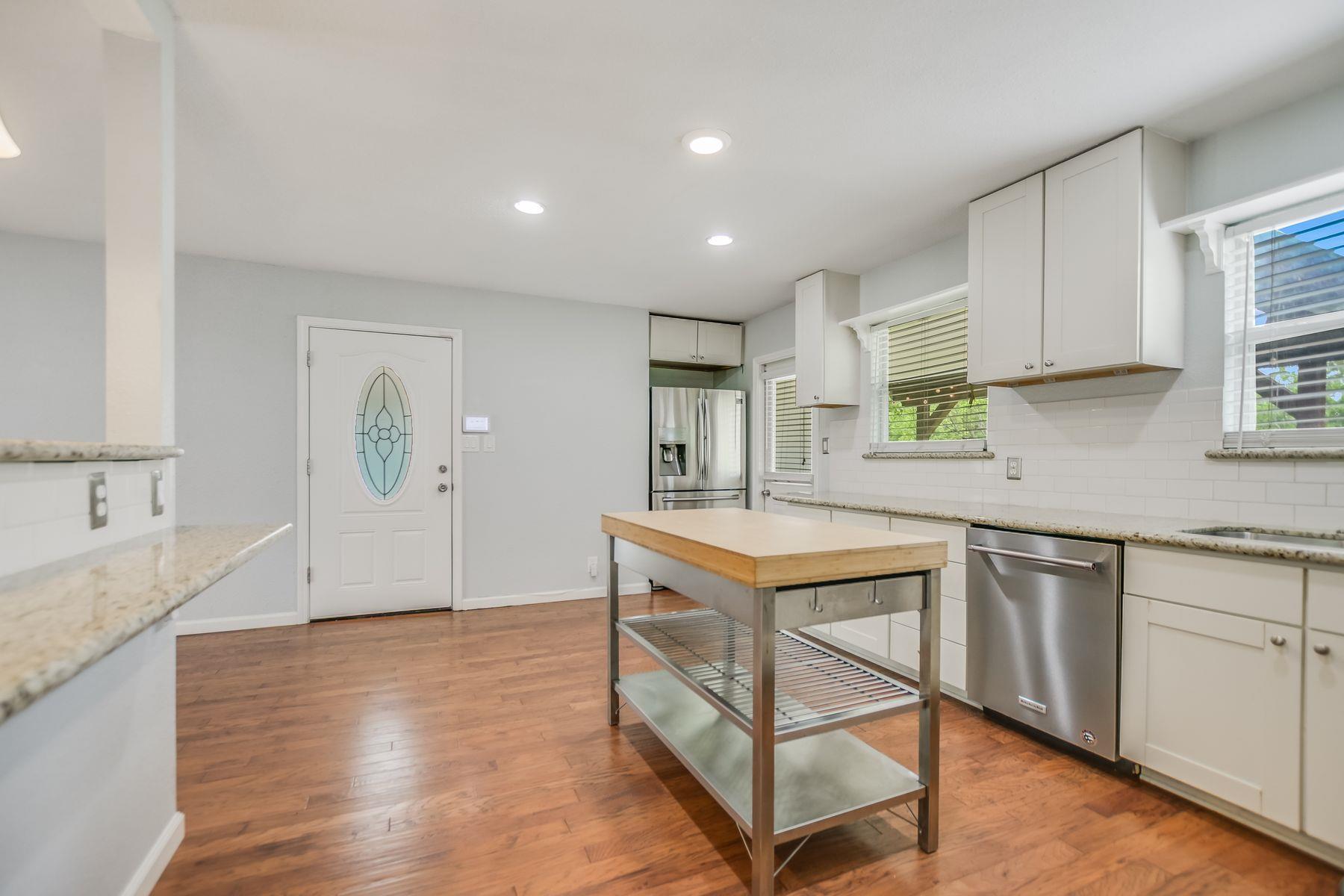 7605 Delafield Ln, Austin, TX 78752