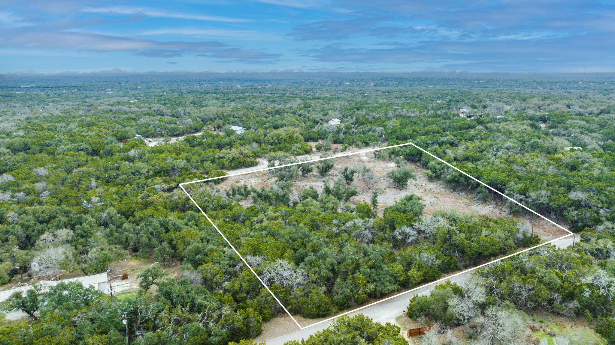 301 Lonesome Trl, Driftwood, TX 78619