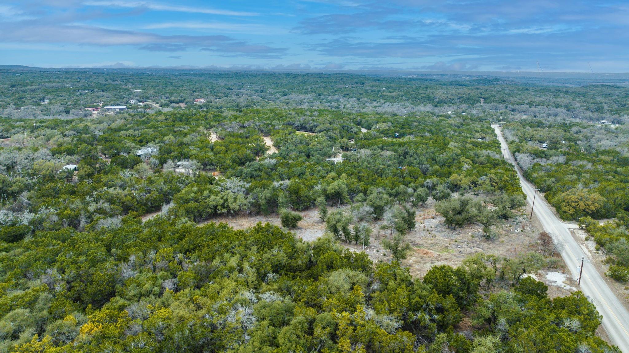 301 Lonesome Trl, Driftwood, TX 78619