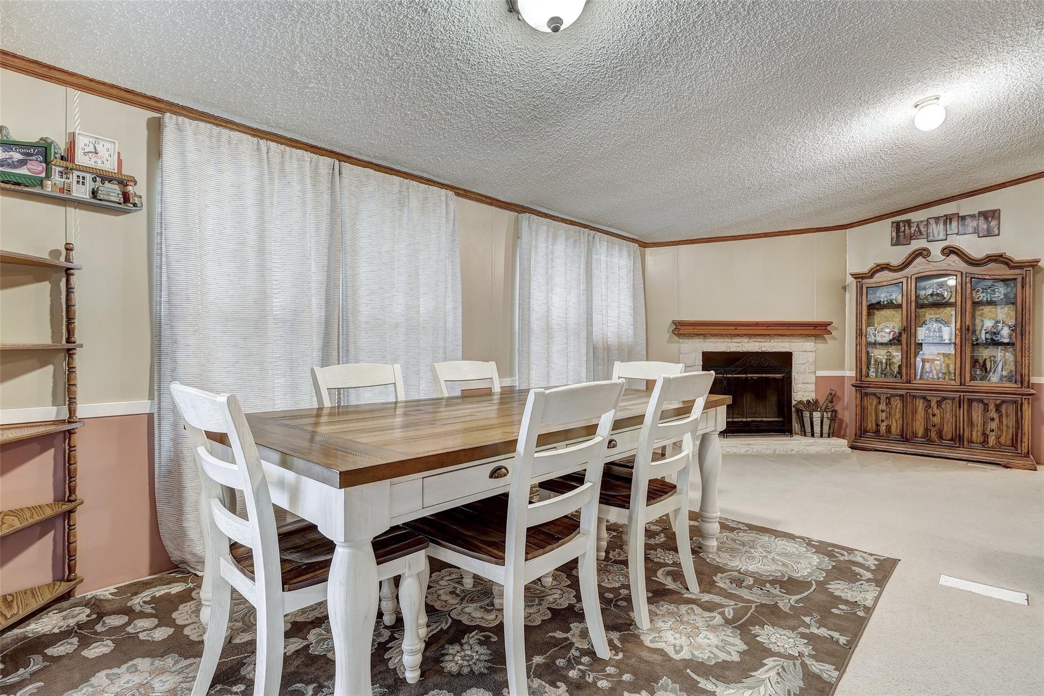 50 Regina Dr, Taylor, TX 76574