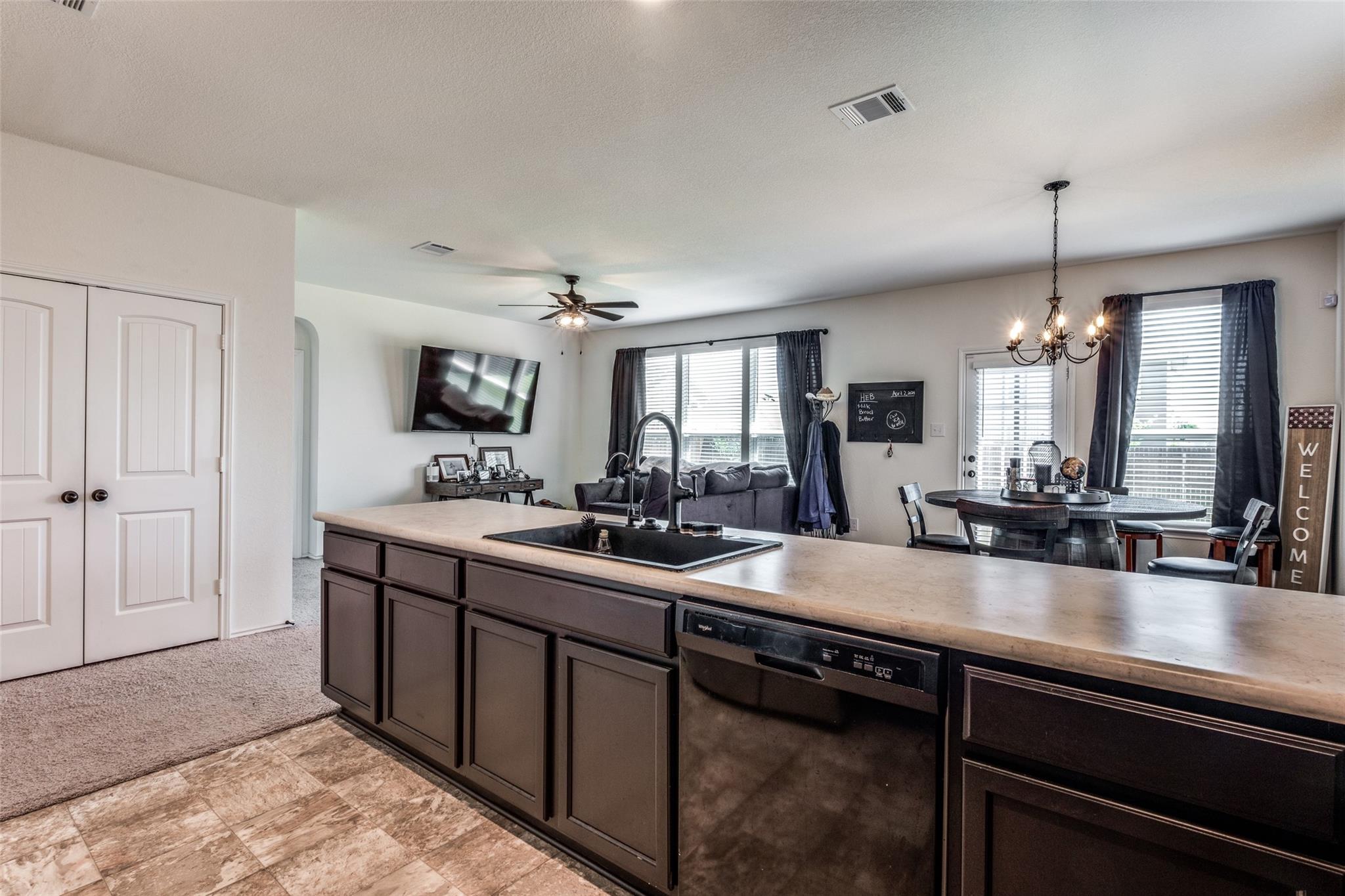 115 Schuylerville Dr, Elgin, TX 78621