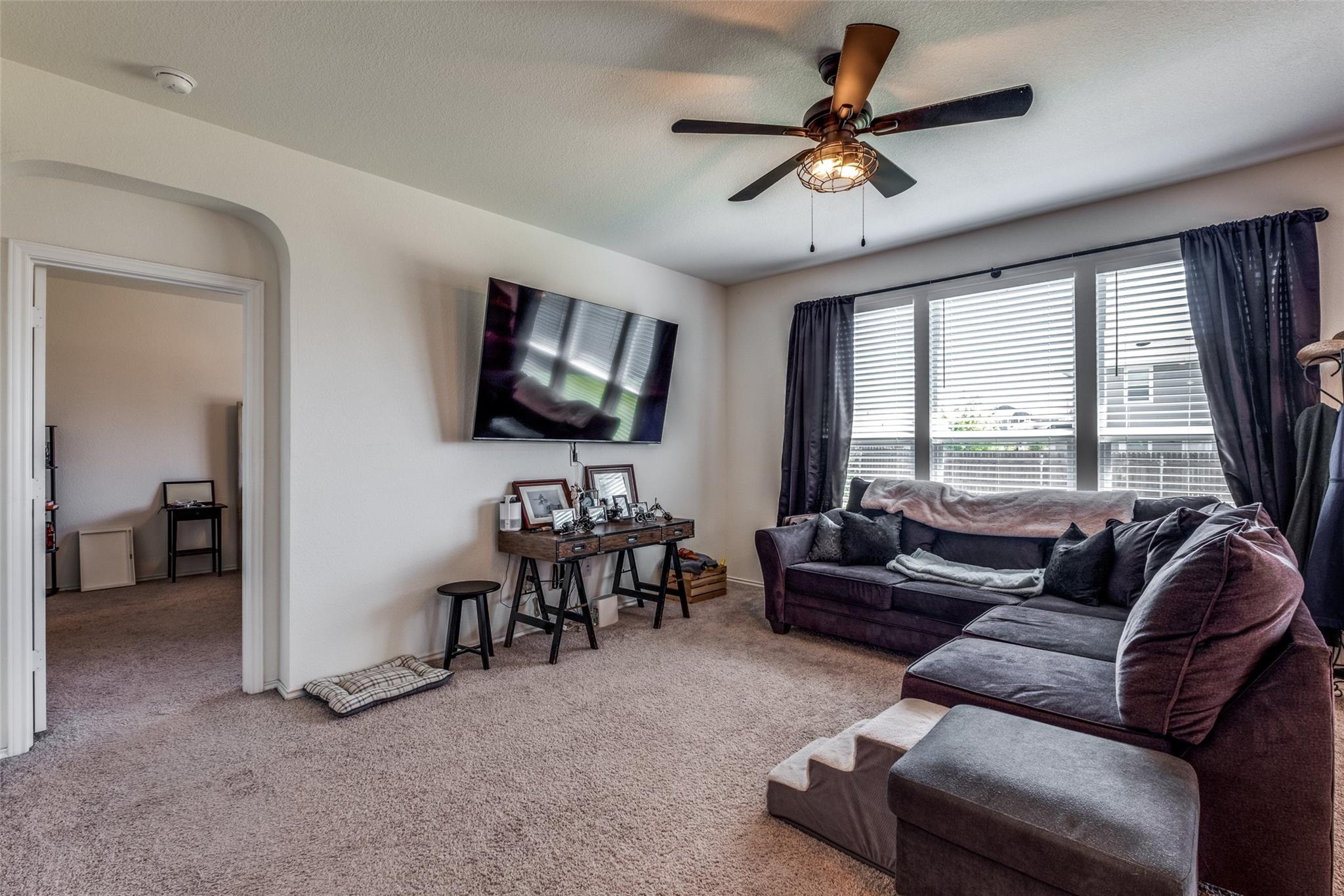 115 Schuylerville Dr, Elgin, TX 78621