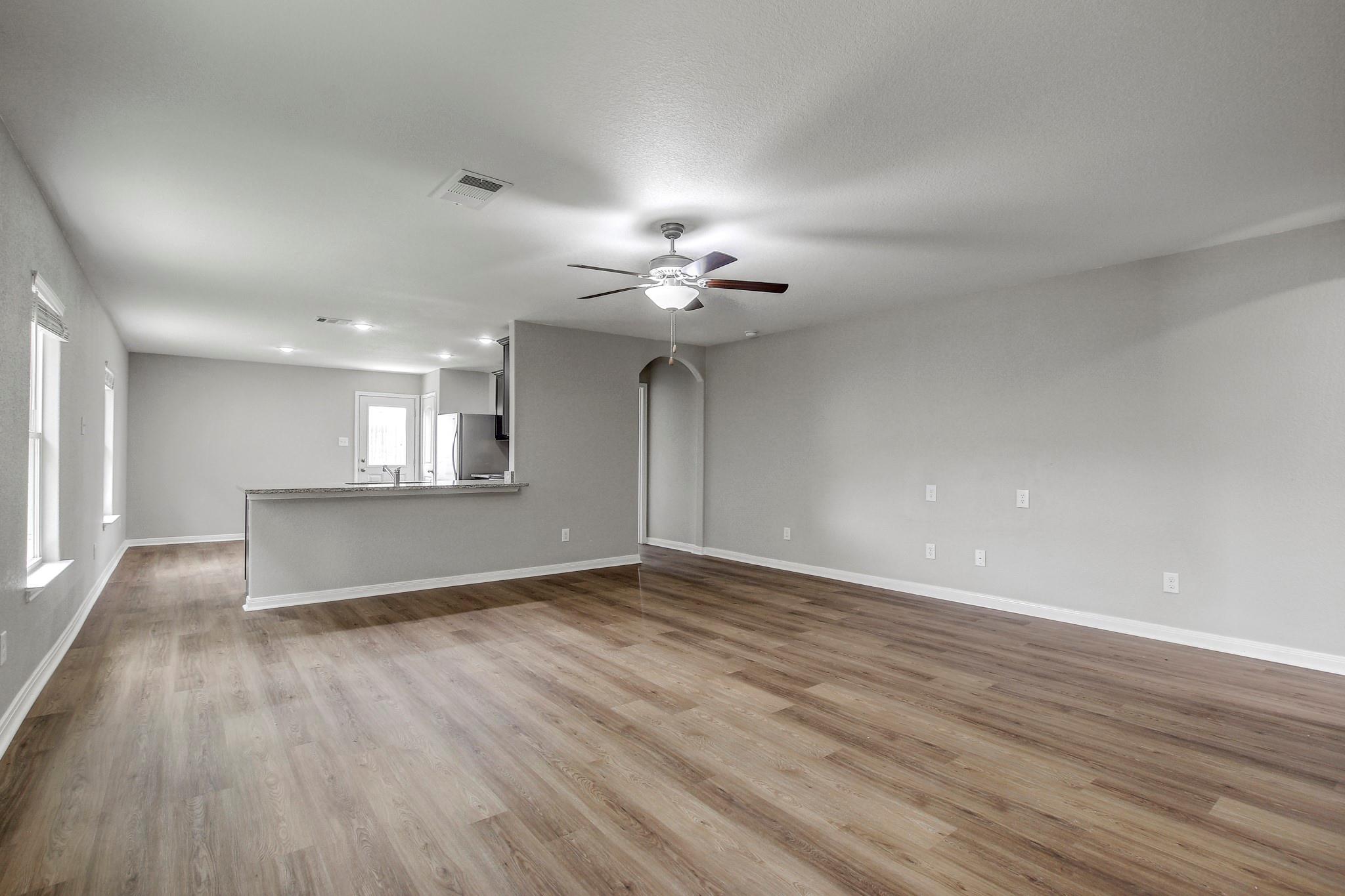 1326 Amy Dr, Kyle, TX 78640