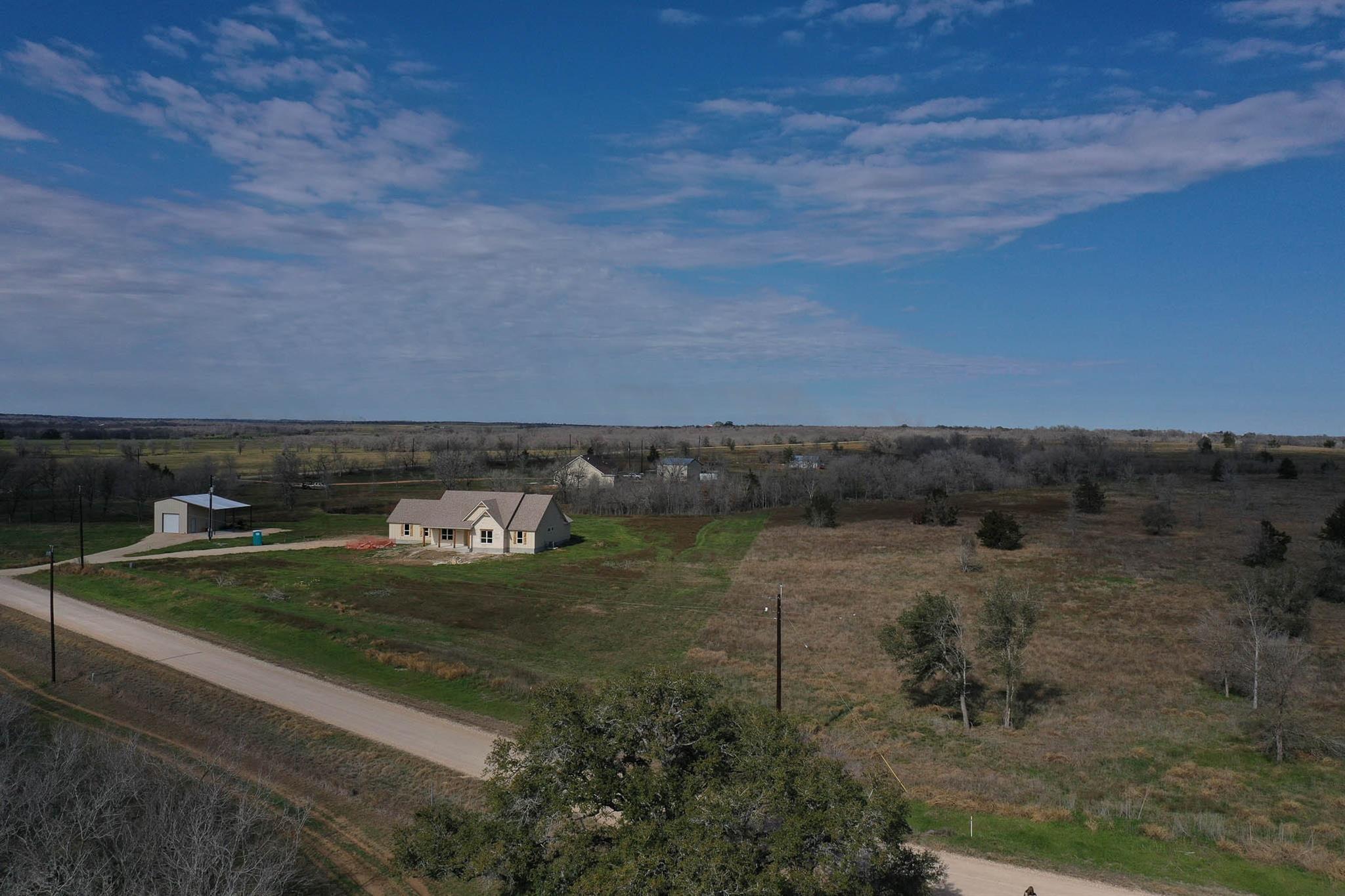 TR 4 000 County Road 451, Waelder, TX 78959