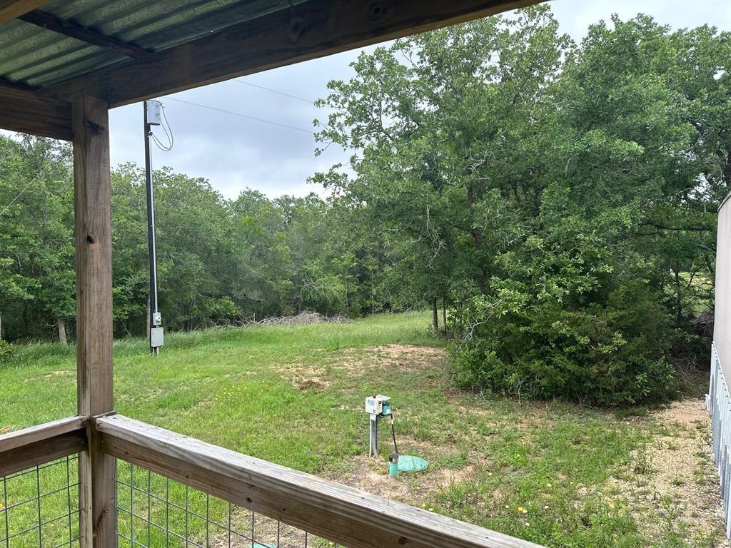 1719 Watterson Rd, Red Rock, TX 78662