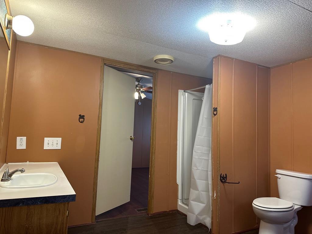 1719 Watterson Rd, Red Rock, TX 78662