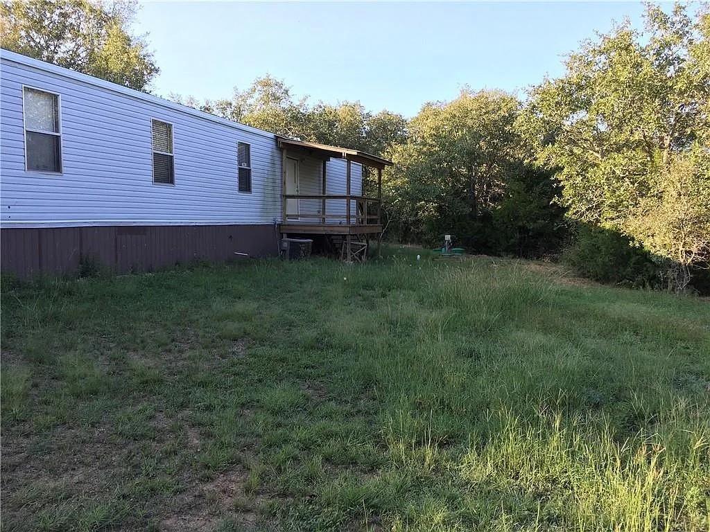 1719 Watterson Rd, Red Rock, TX 78662