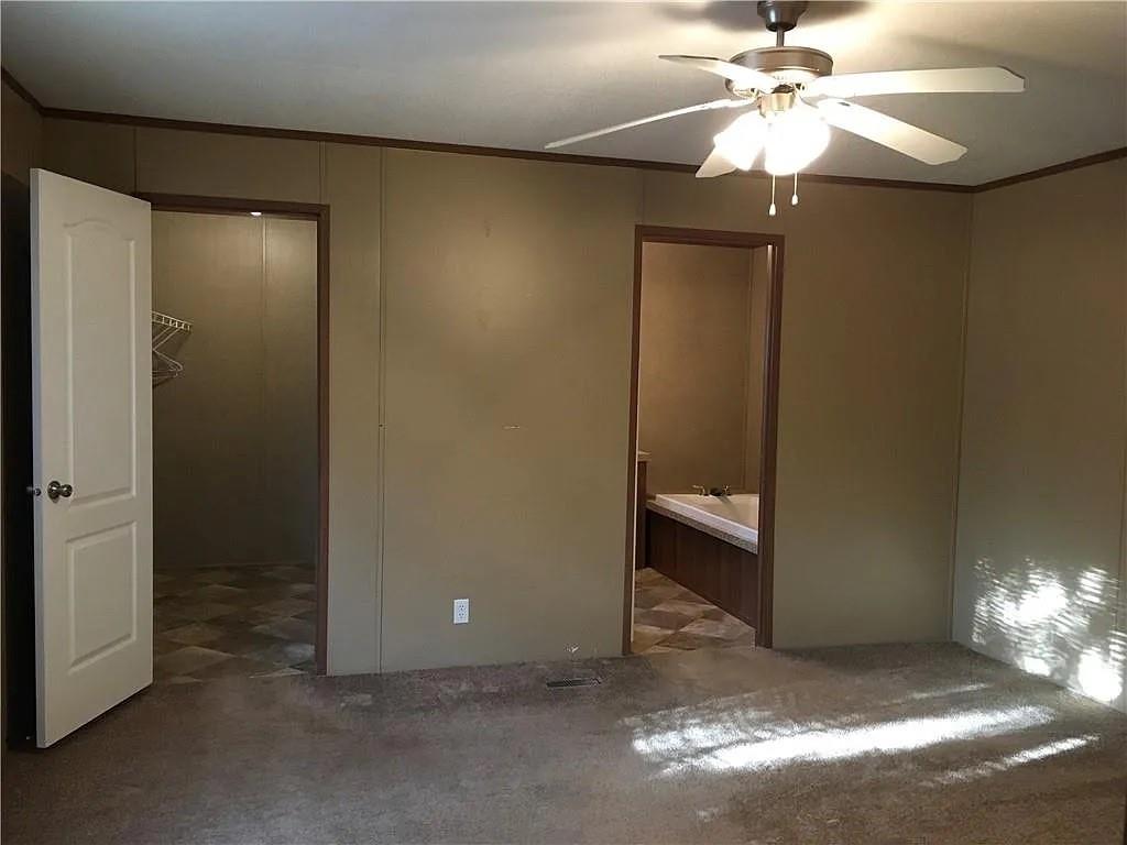 1719 Watterson Rd, Red Rock, TX 78662