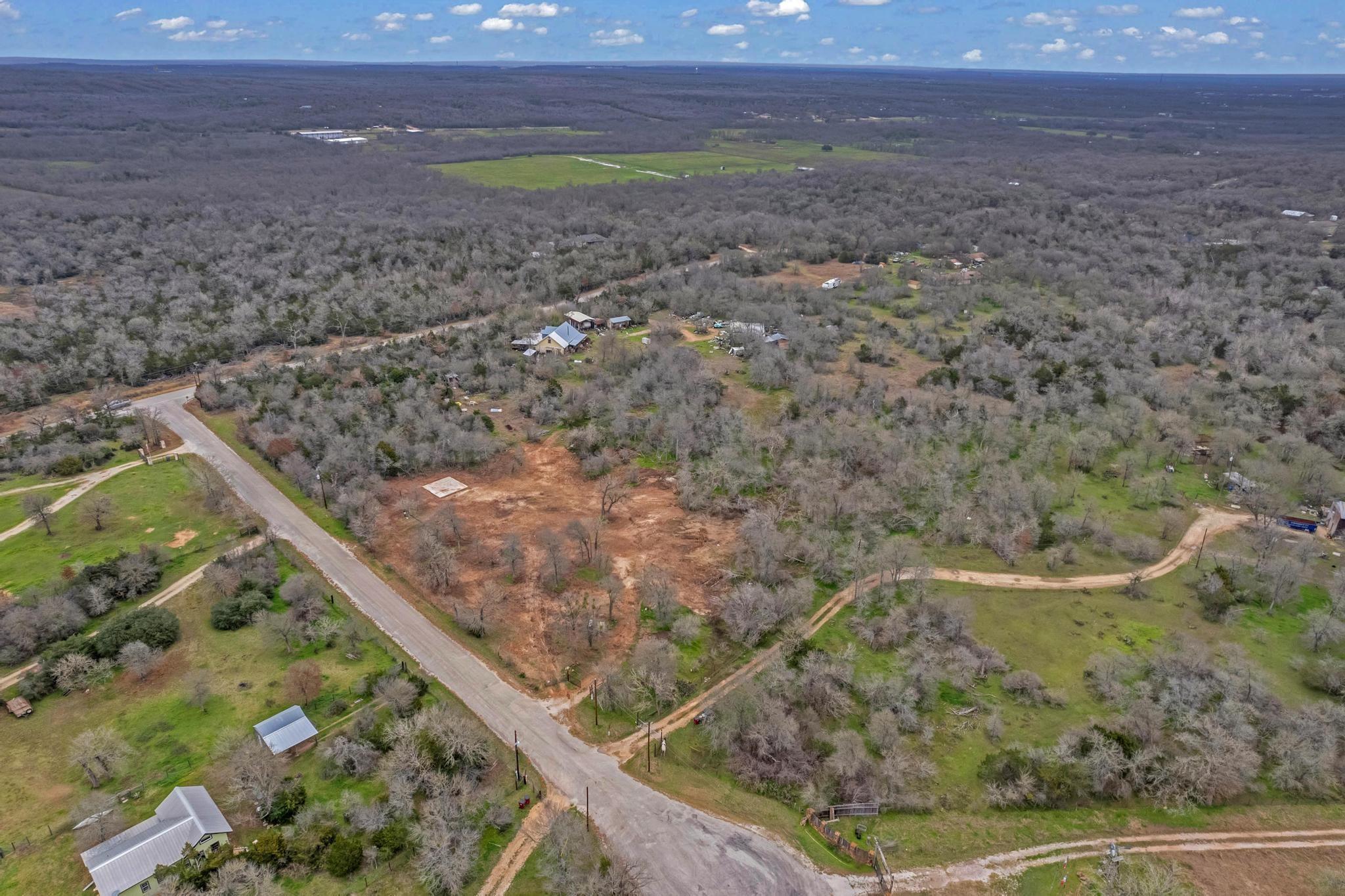 113 Mistyglen Cv, Cedar Creek, TX 78612