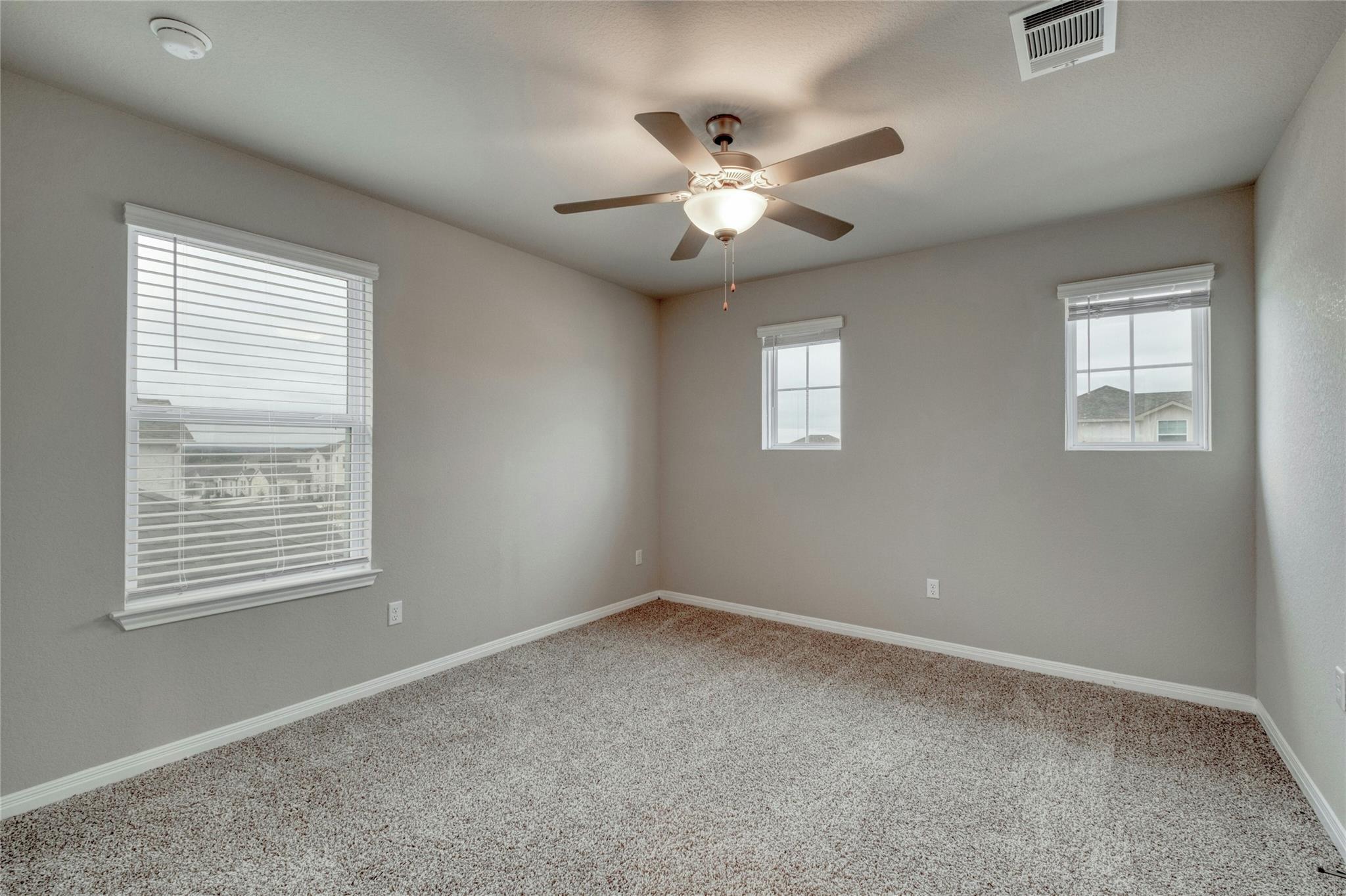 652 Wild Spur Ln, Liberty Hill, TX 78642