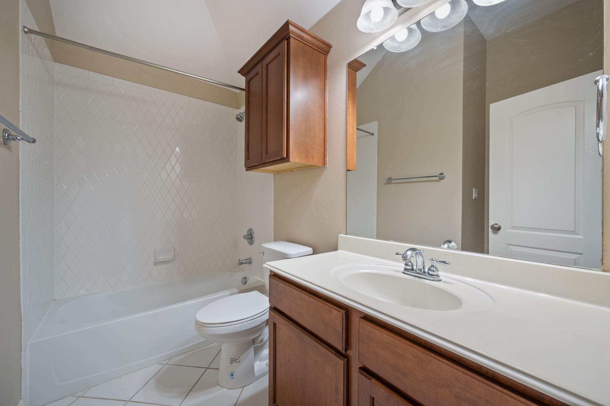 104 Glen Heather Ct, Lakeway, TX 78734