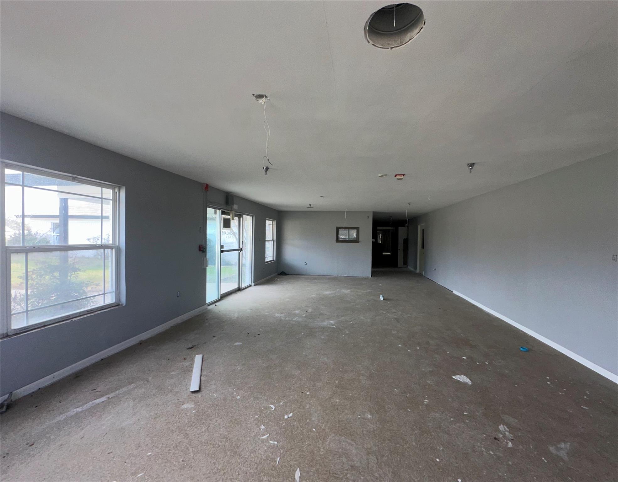 1405 W Storey St, San Saba, TX 76877